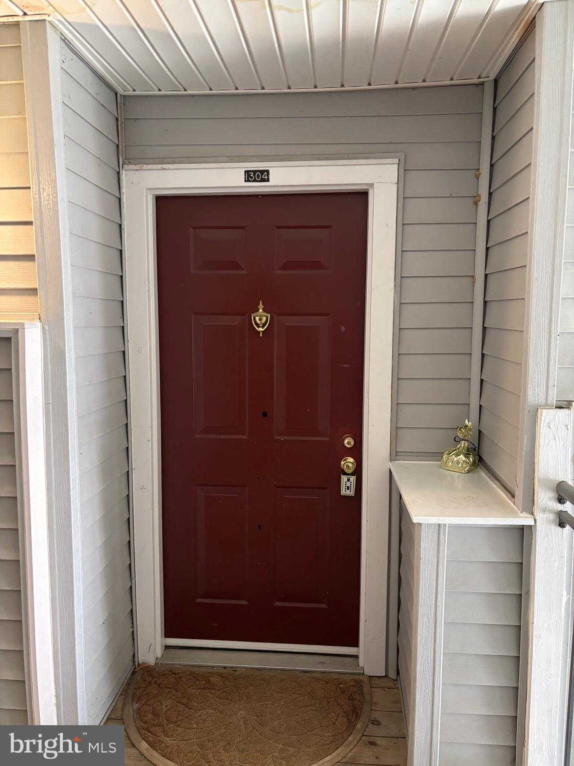 4409 Silverbrook Ln # 304 photo 4