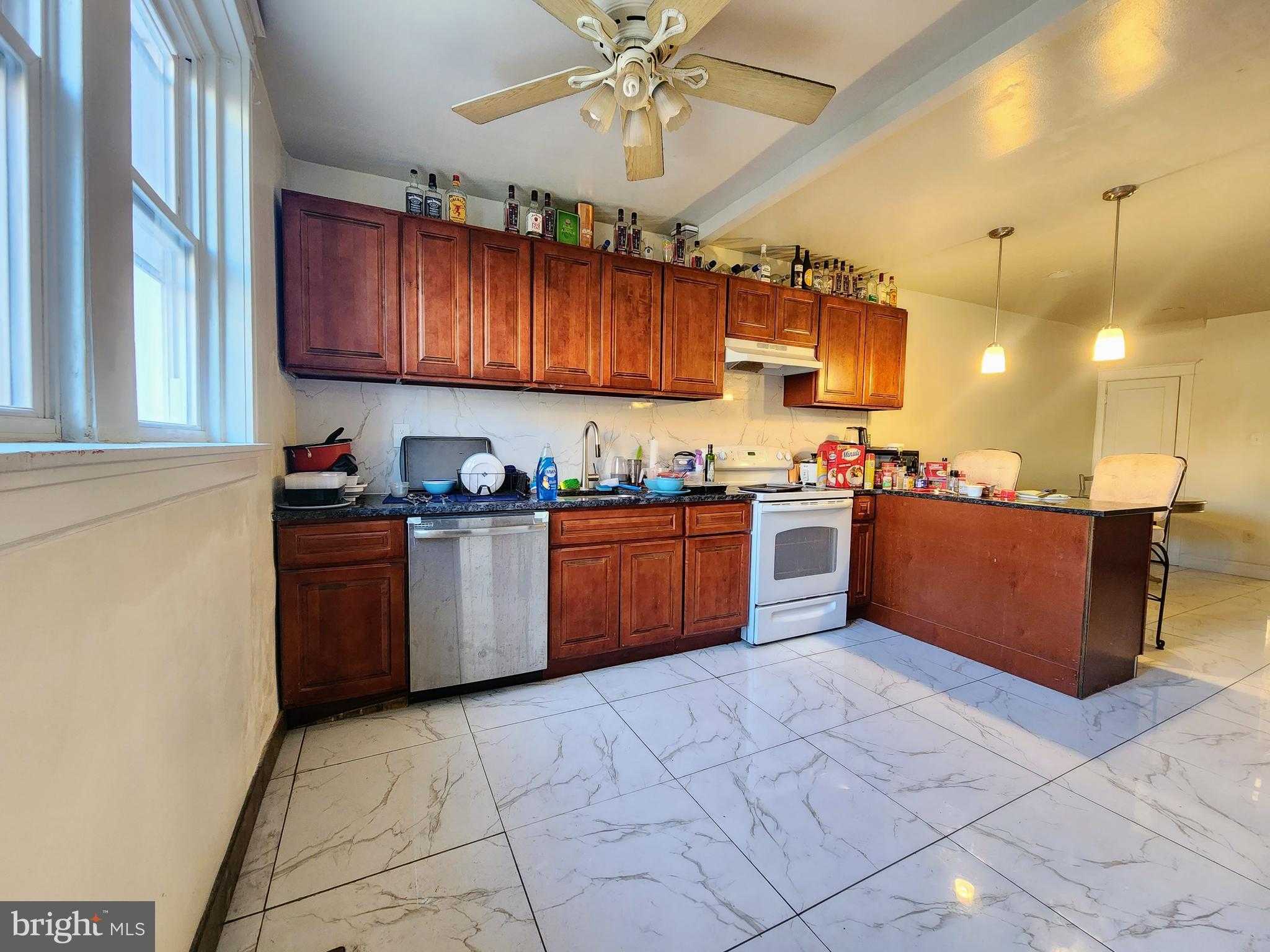 5621 N 20th St photo 10