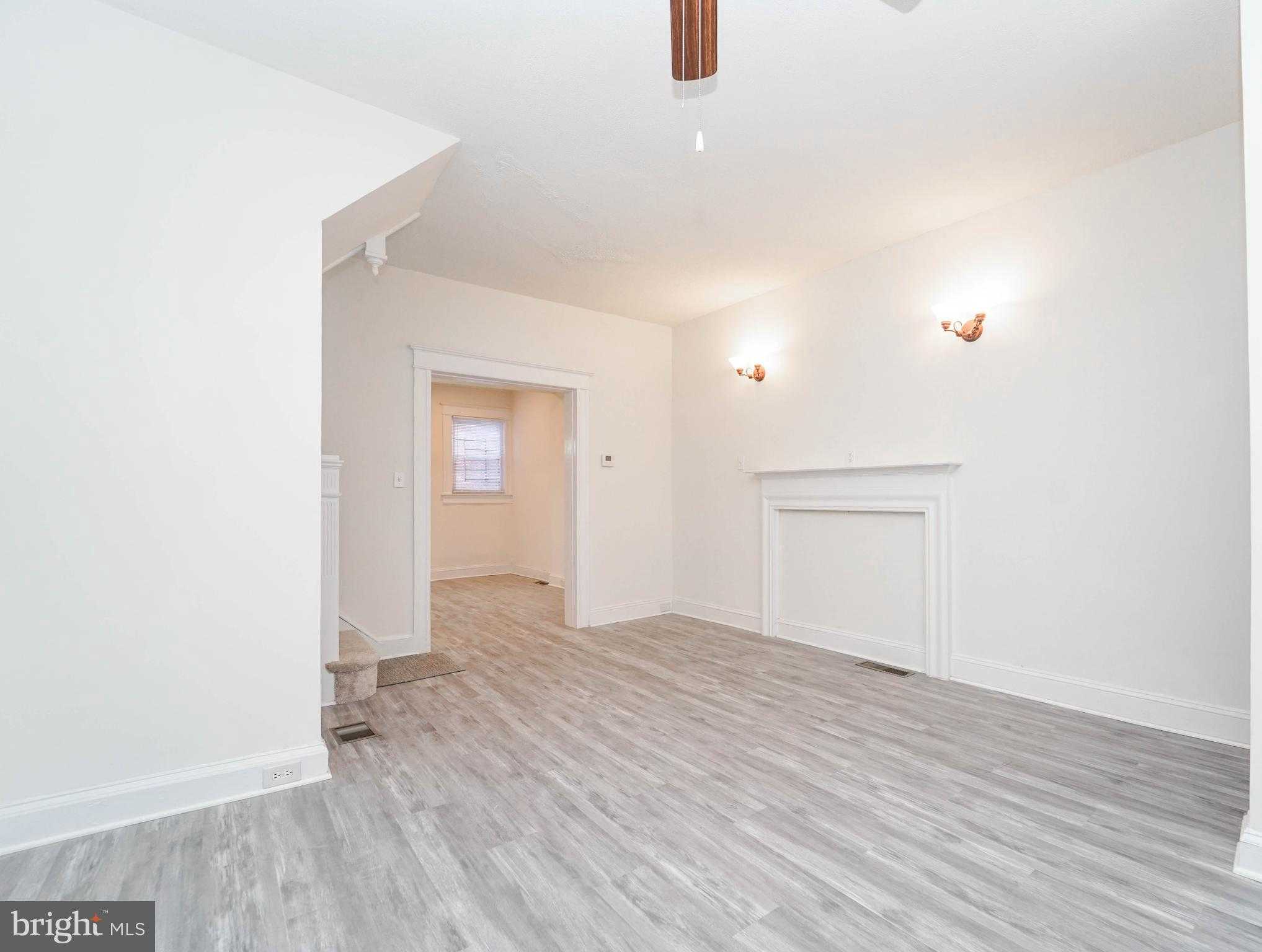 2749 Riggs Ave photo 4