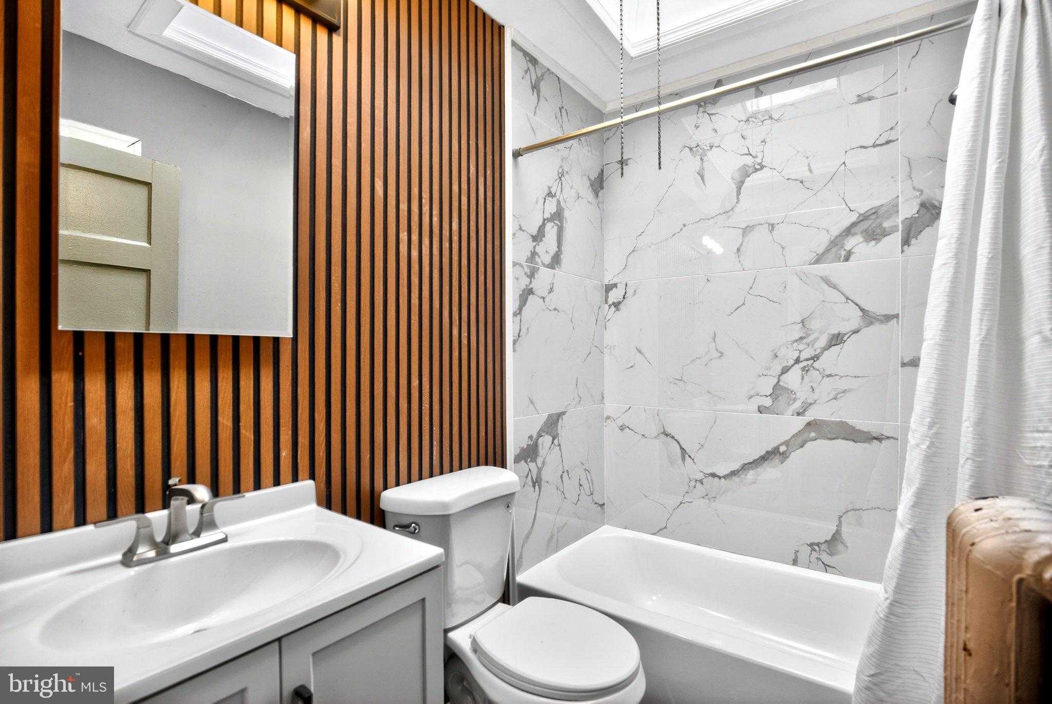 5736 N 20th St photo 6