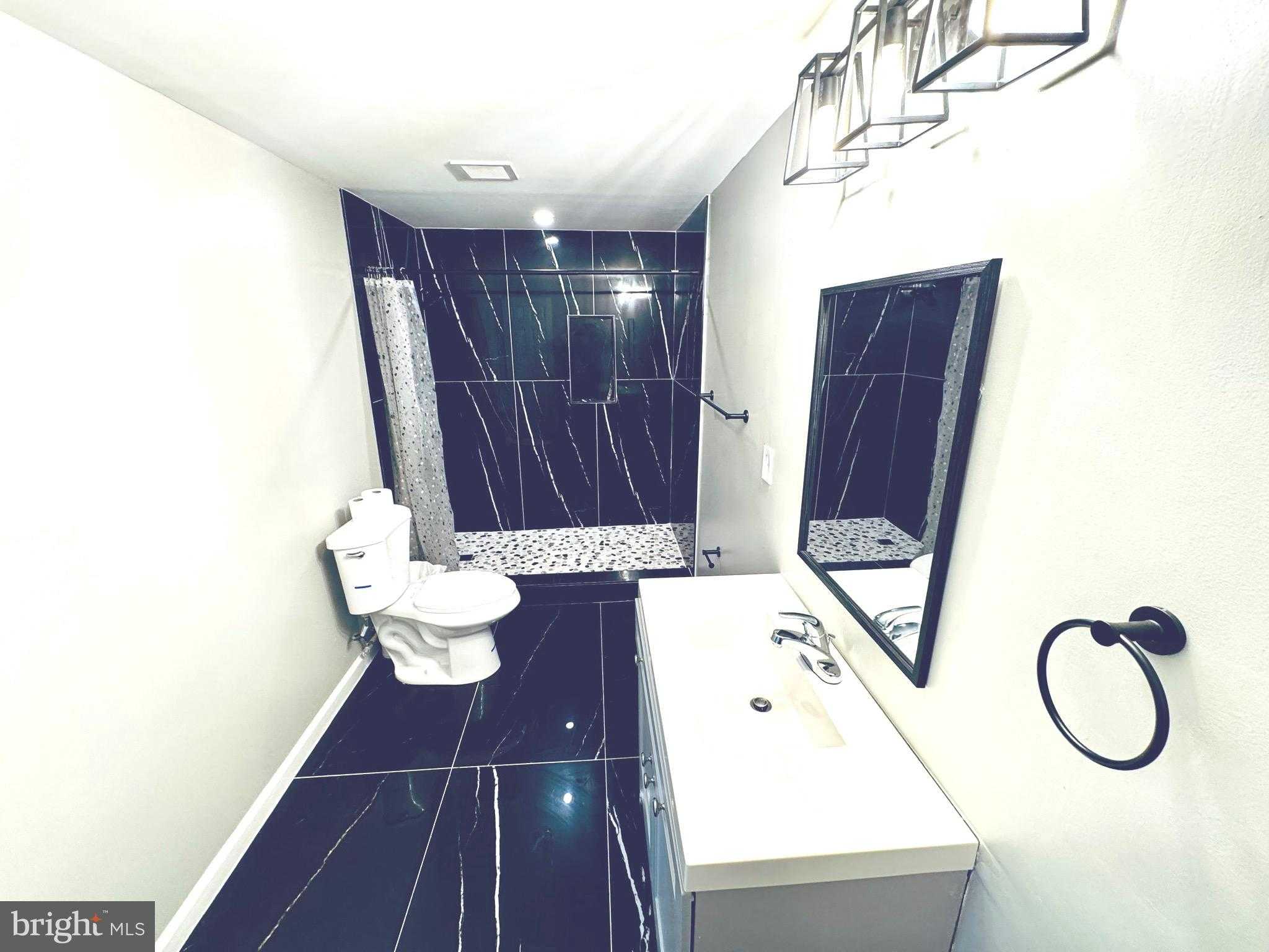 220 Snappy Ln photo 9