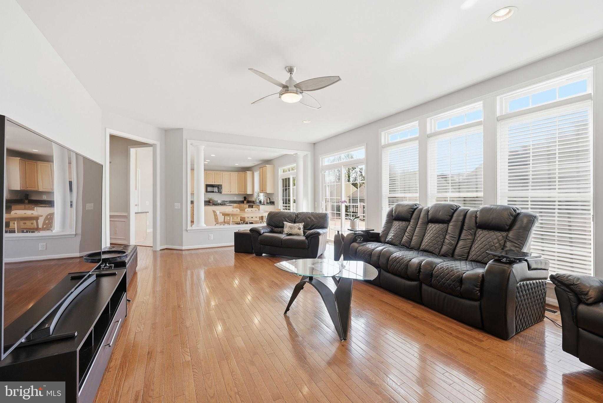 4909 Sammy Joe Dr photo 9