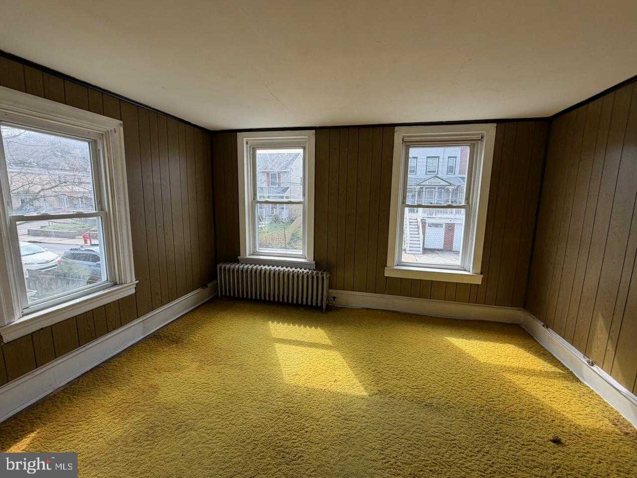 131 Bradford Ave photo 16