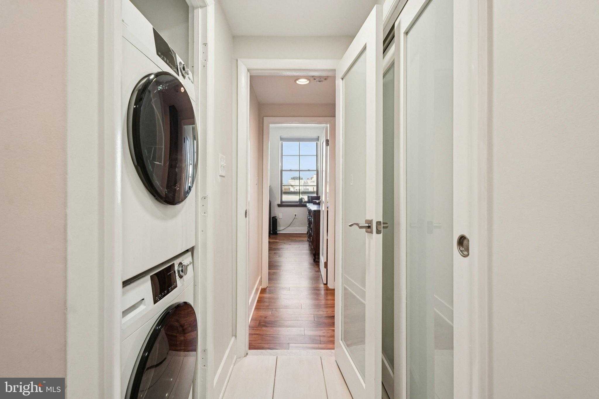 209 N 4th St photo 15