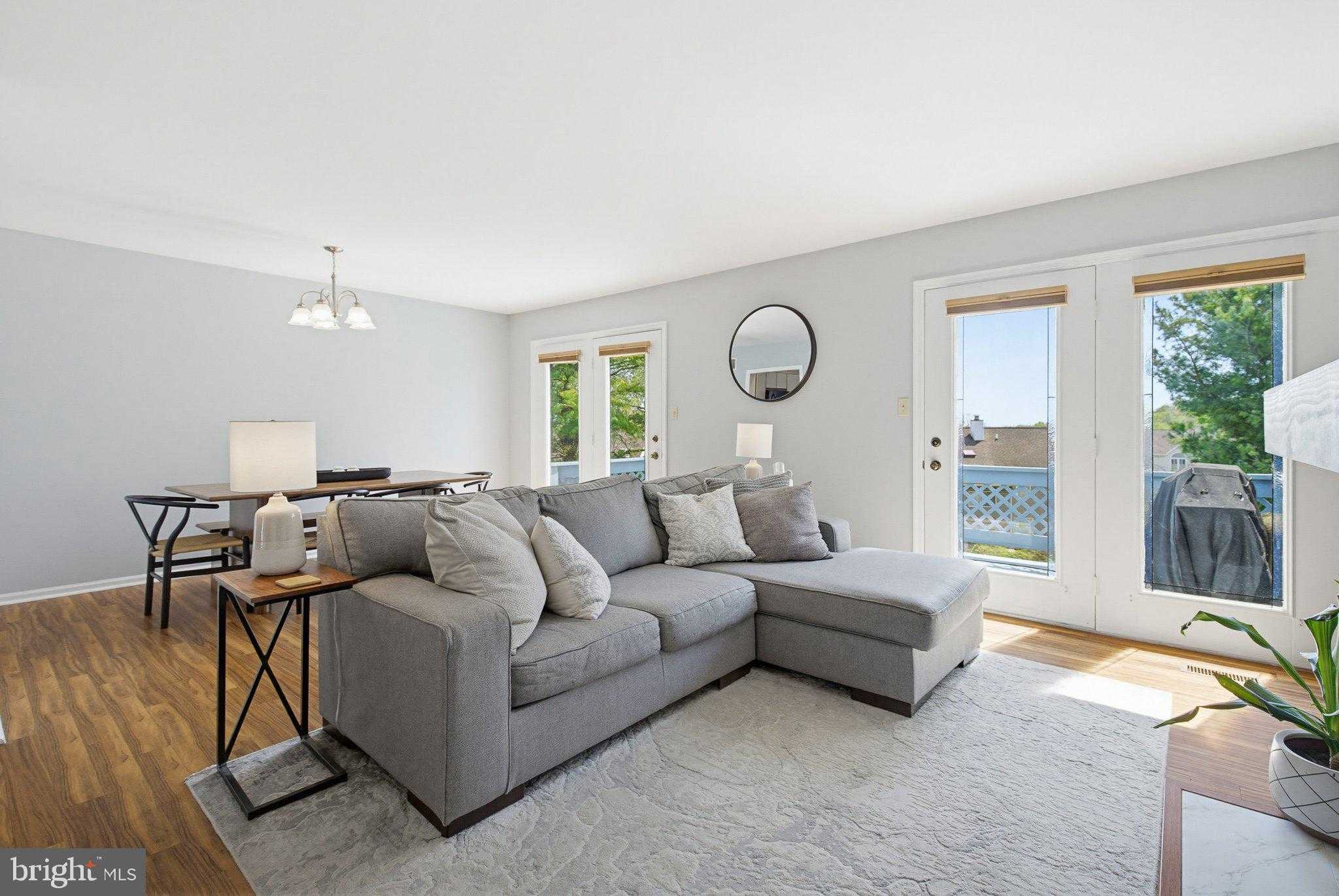 217 Winding Hill Dr photo 9