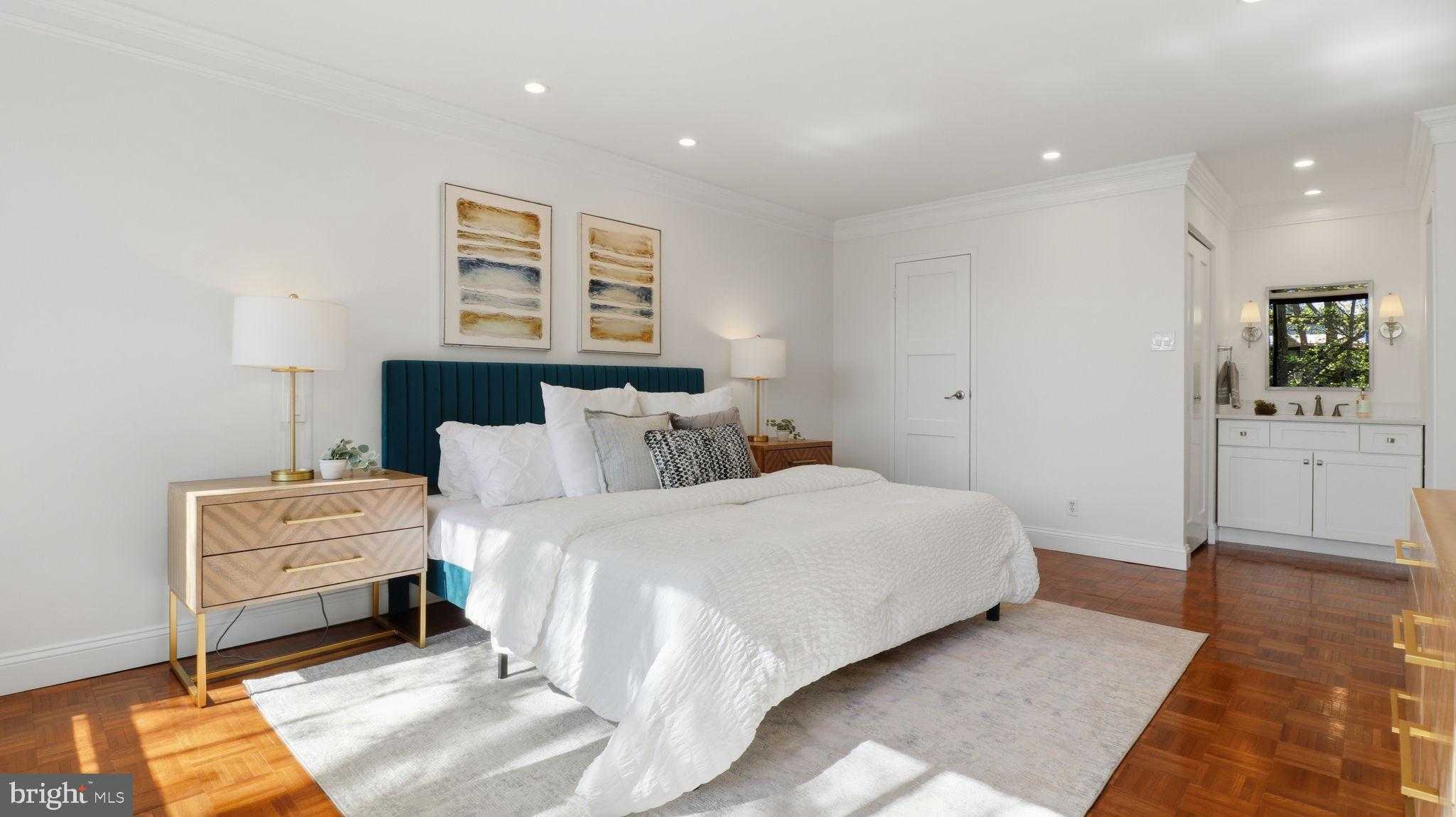 4924 Sentinel Dr # 2-405 photo 32