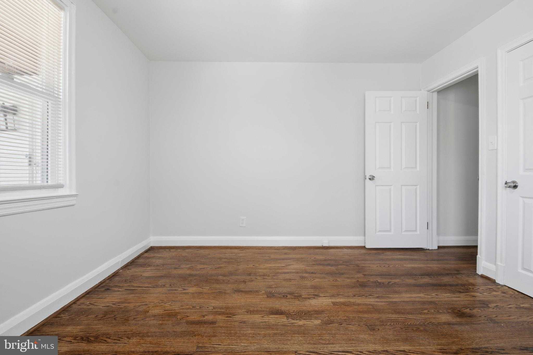 8204 Wilson Ave photo 23