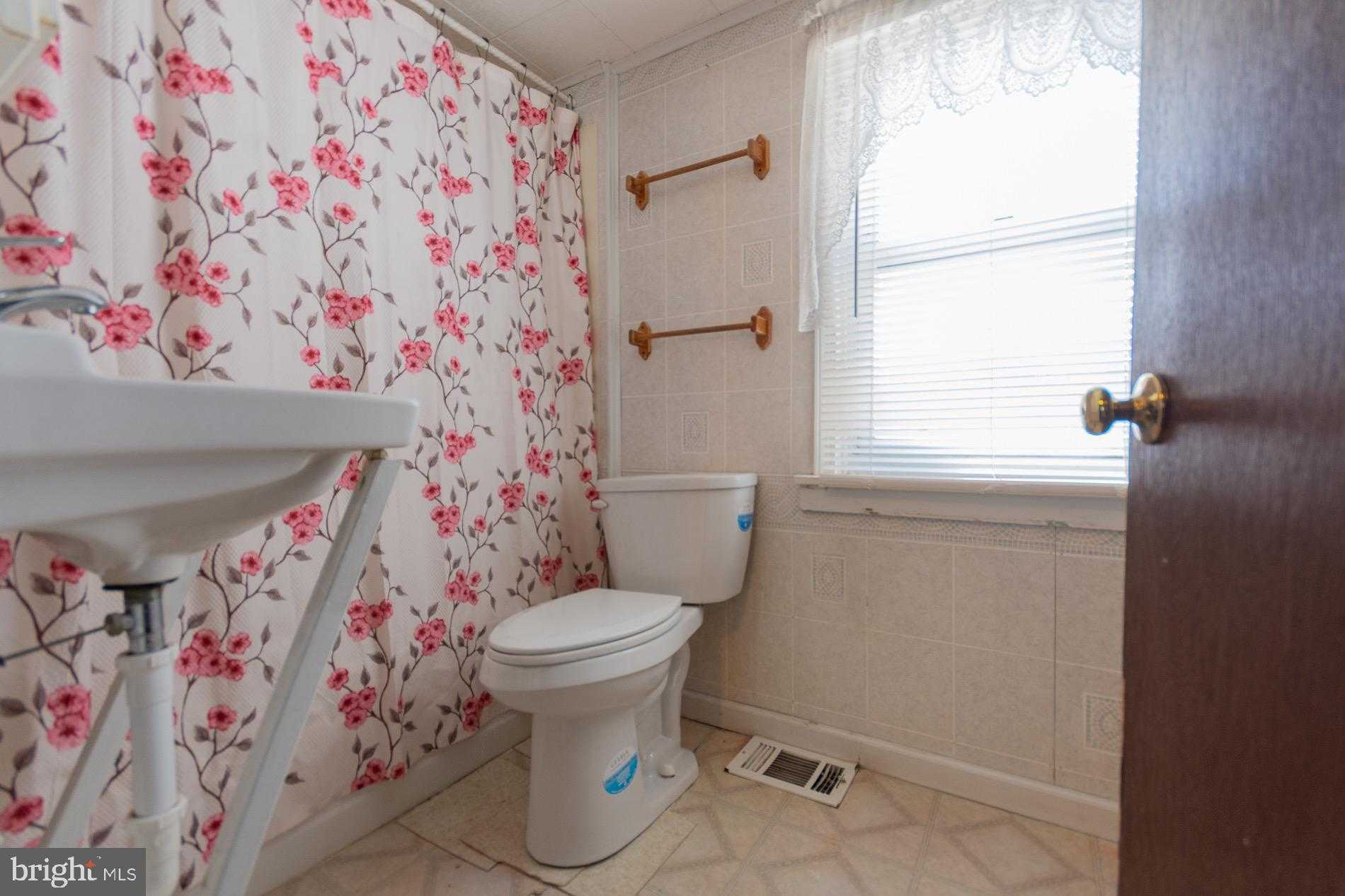 404 S Charles St photo 21