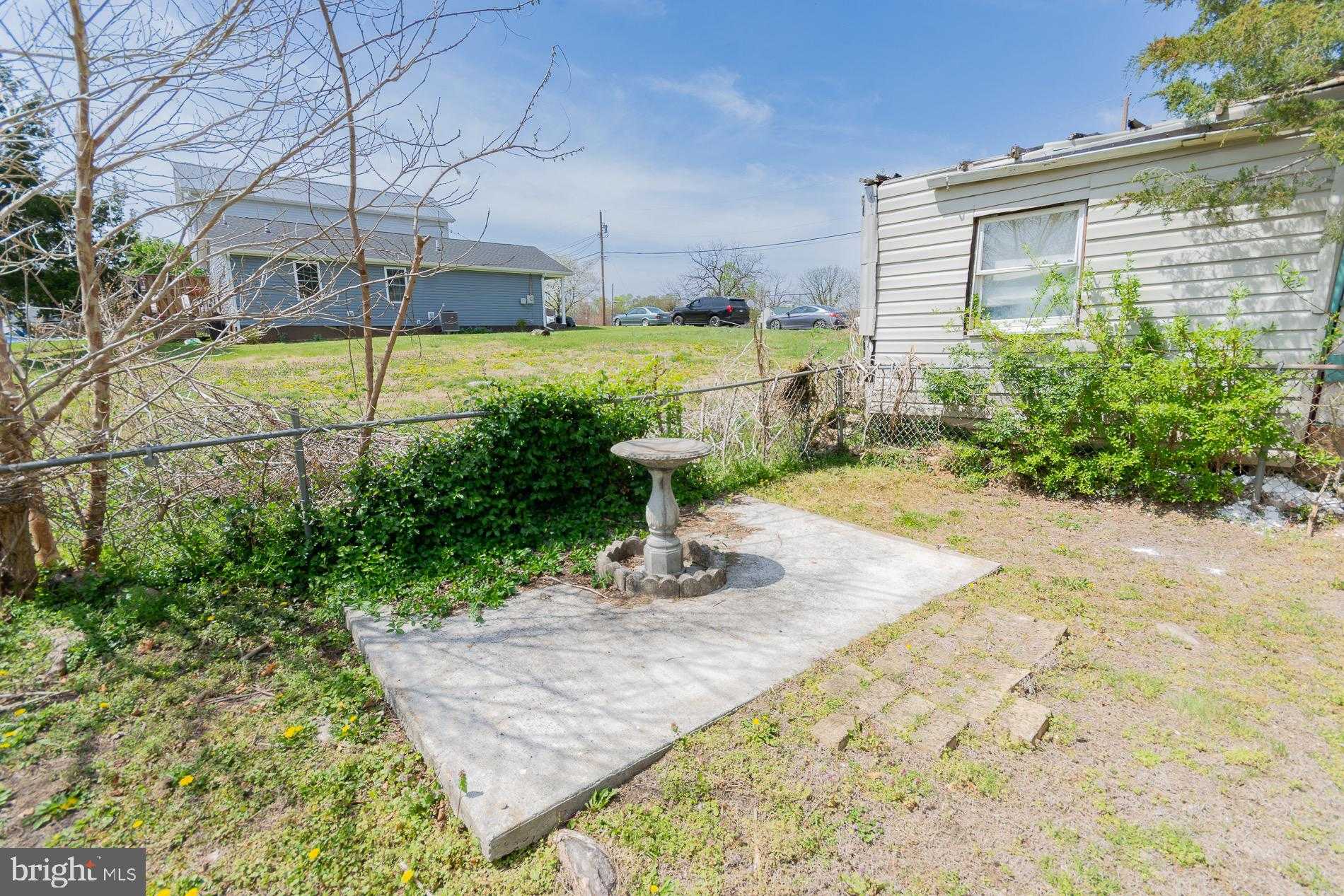 404 S Charles St photo 32