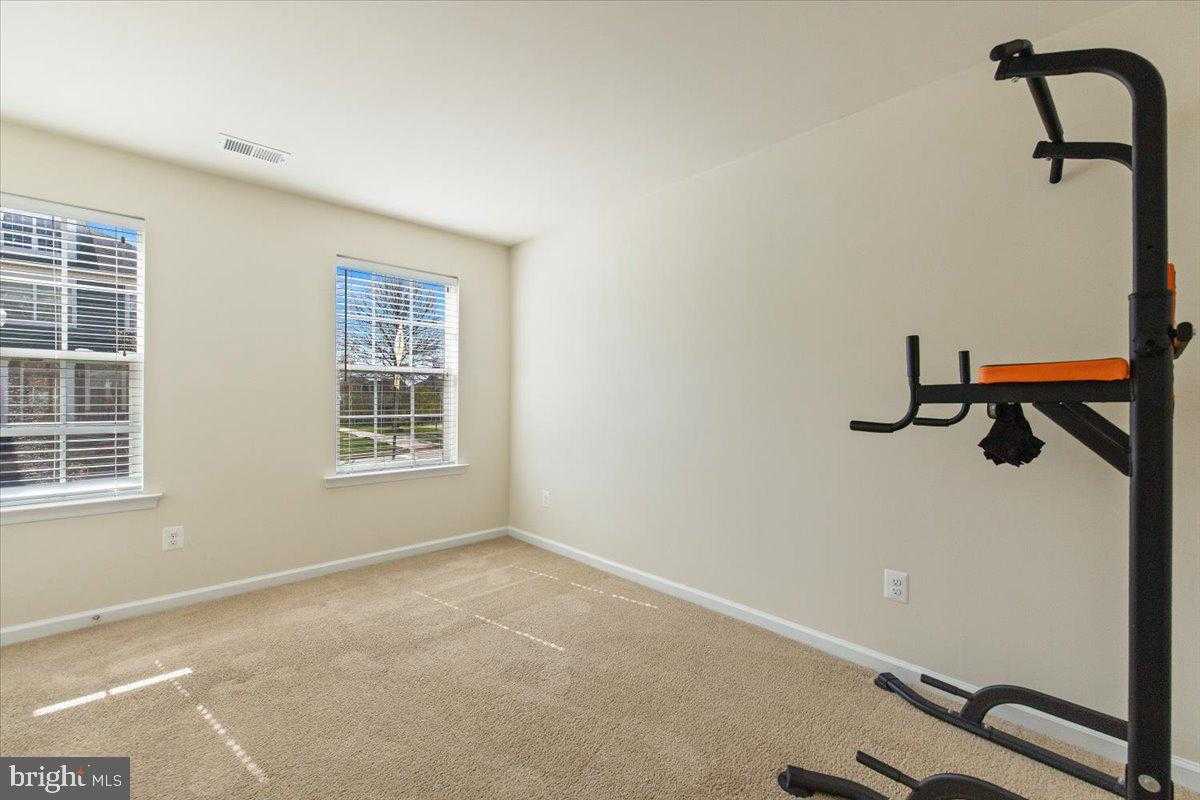 4524 Birchwood Dr photo 4