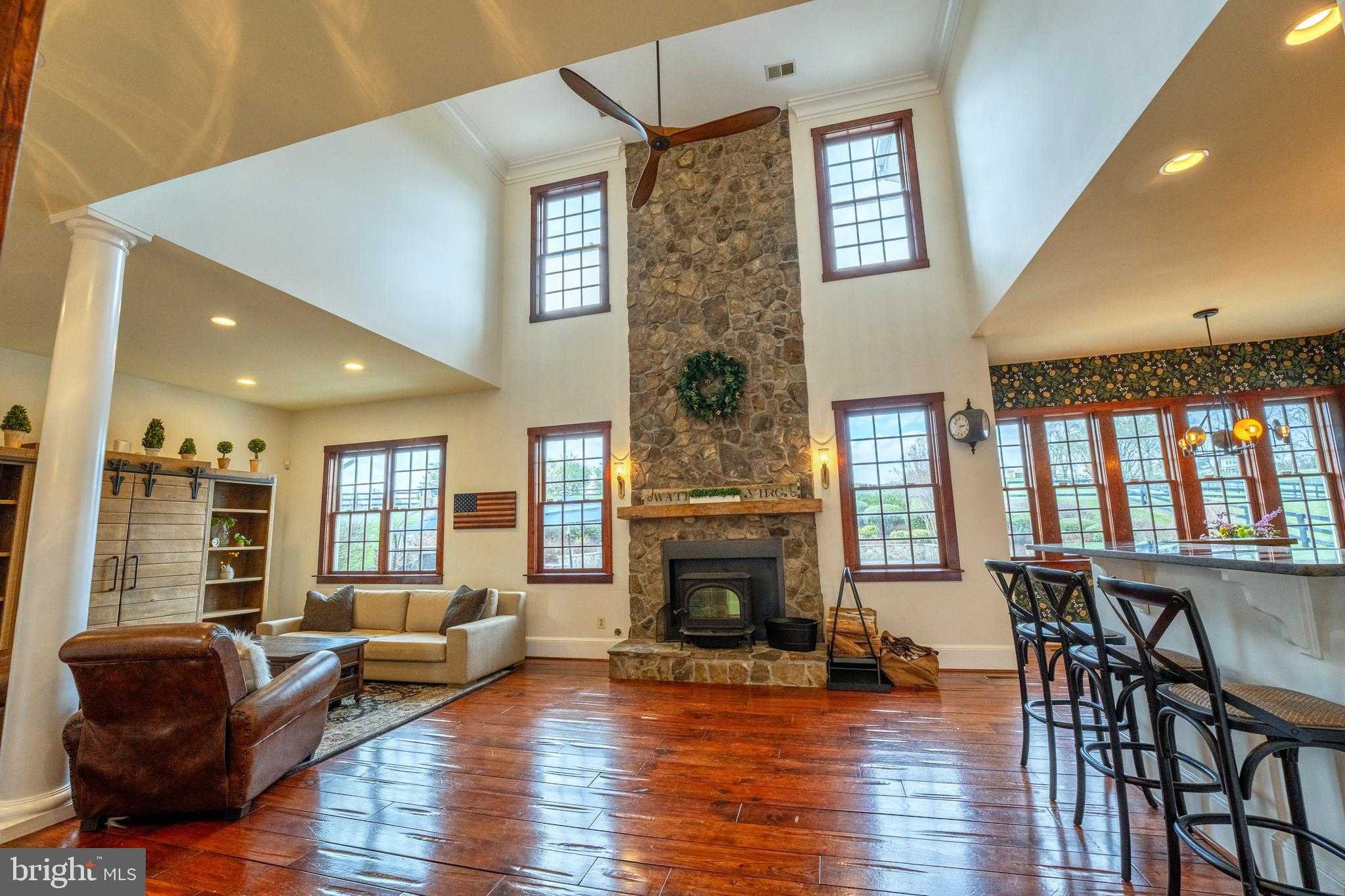 15718 Old Waterford Rd photo 19