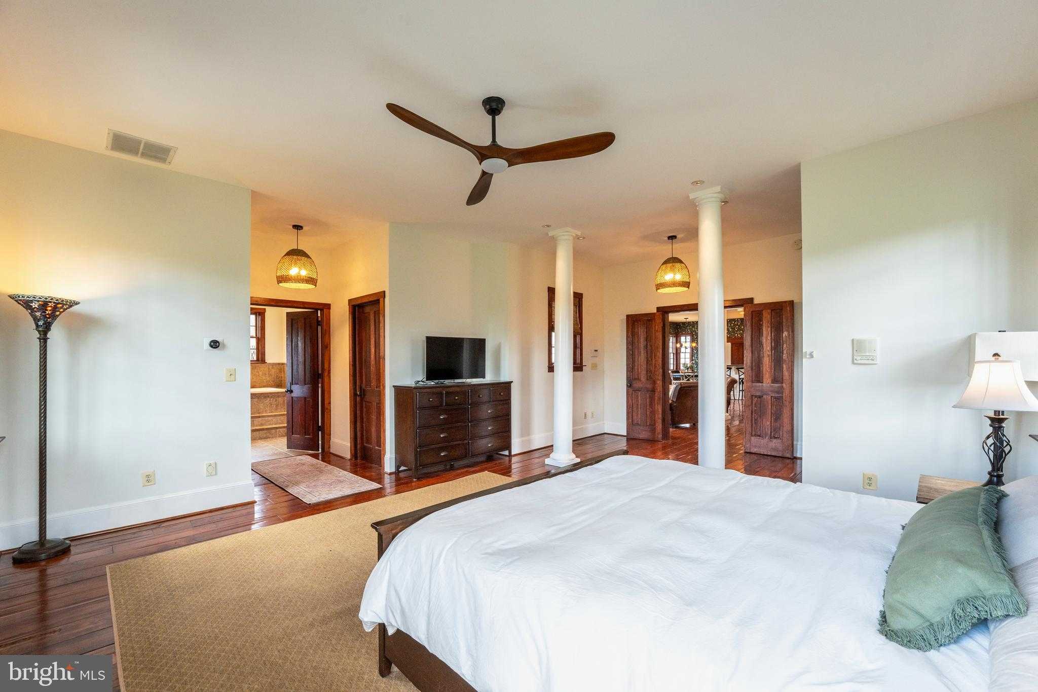 15718 Old Waterford Rd photo 34