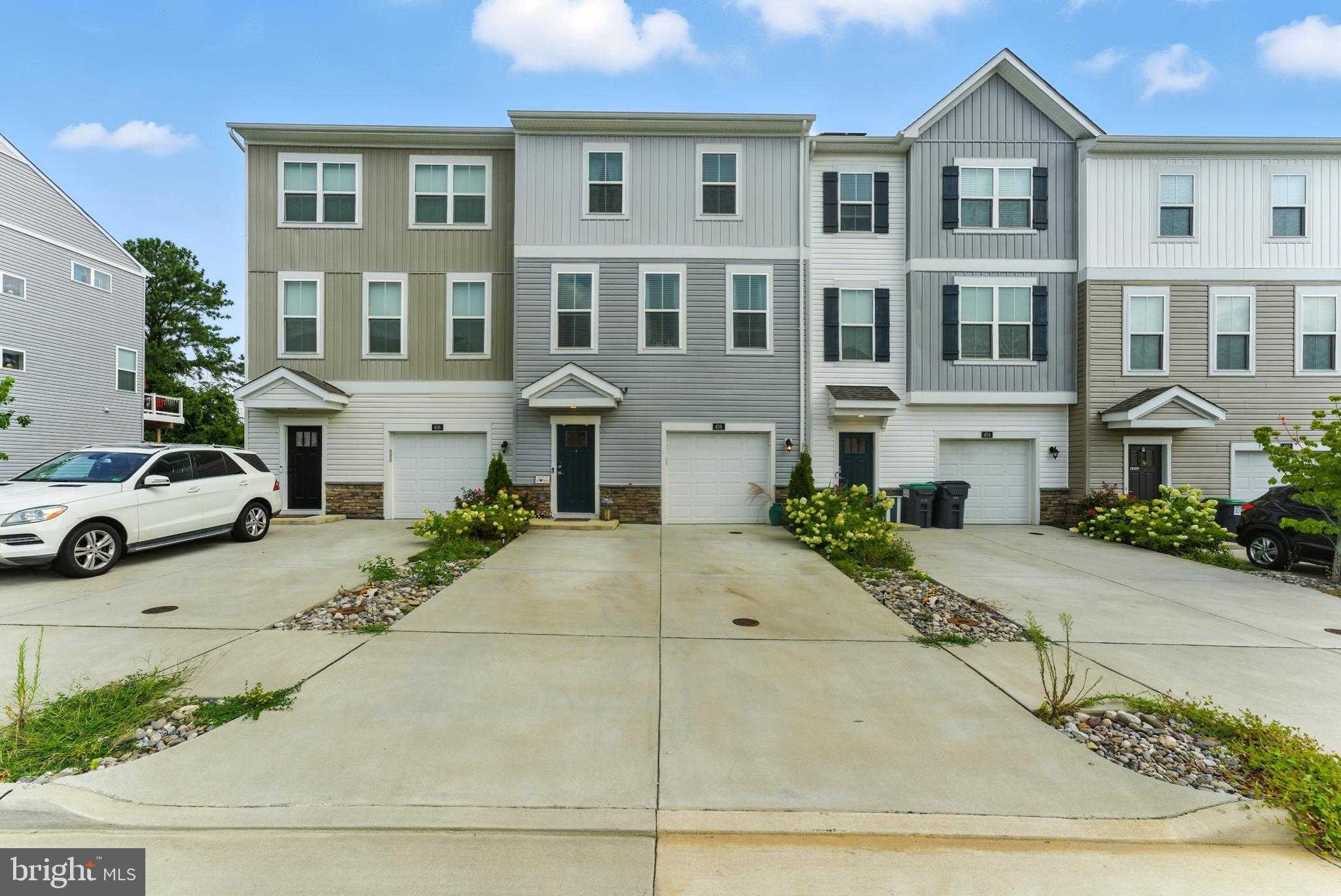 406 Honeyberry Ln photo 39