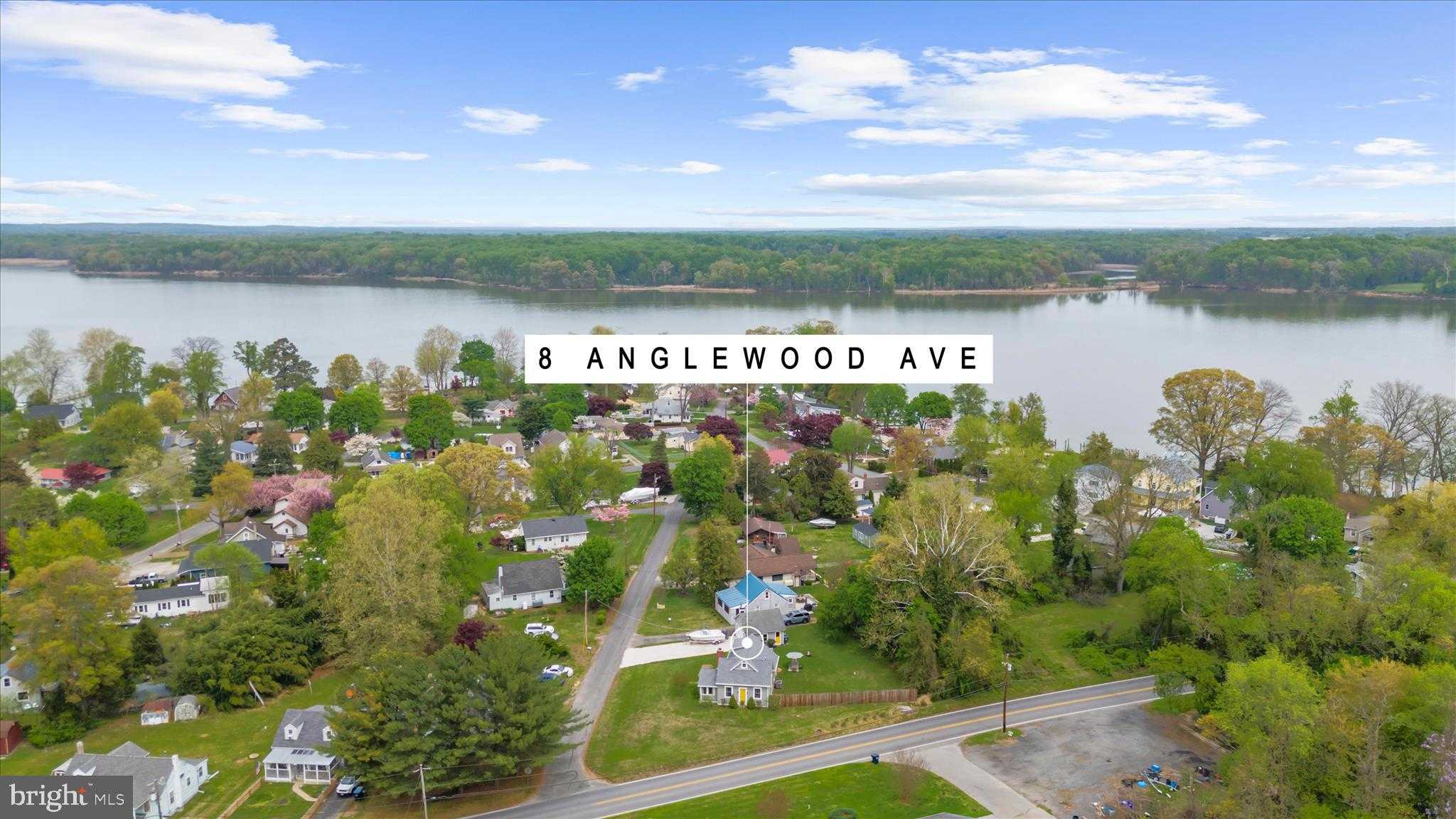 8 Anglewood Ave, Earleville