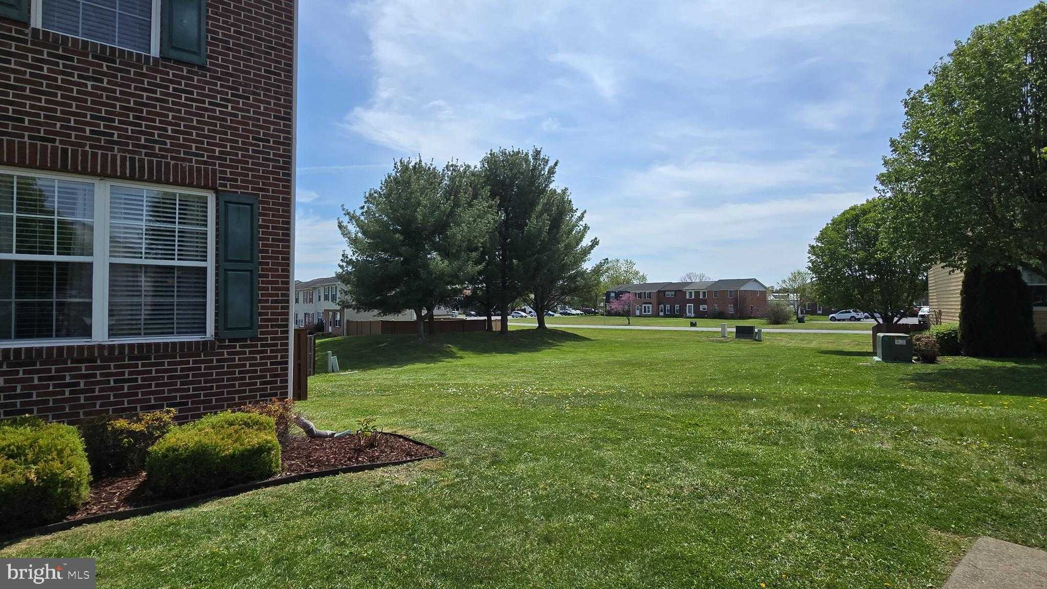 126 Equestrian Dr photo 2