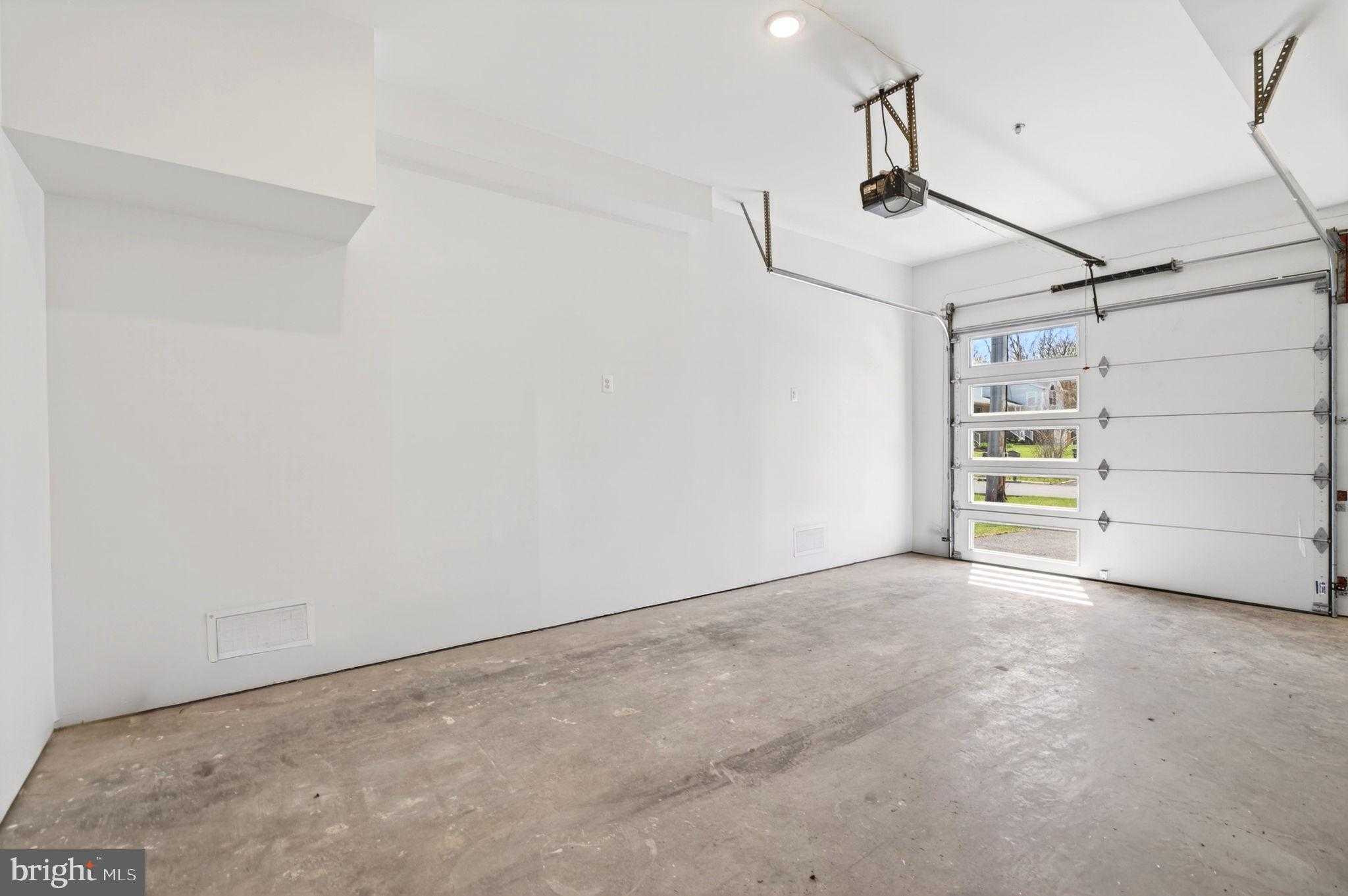 2708 6th St photo 118