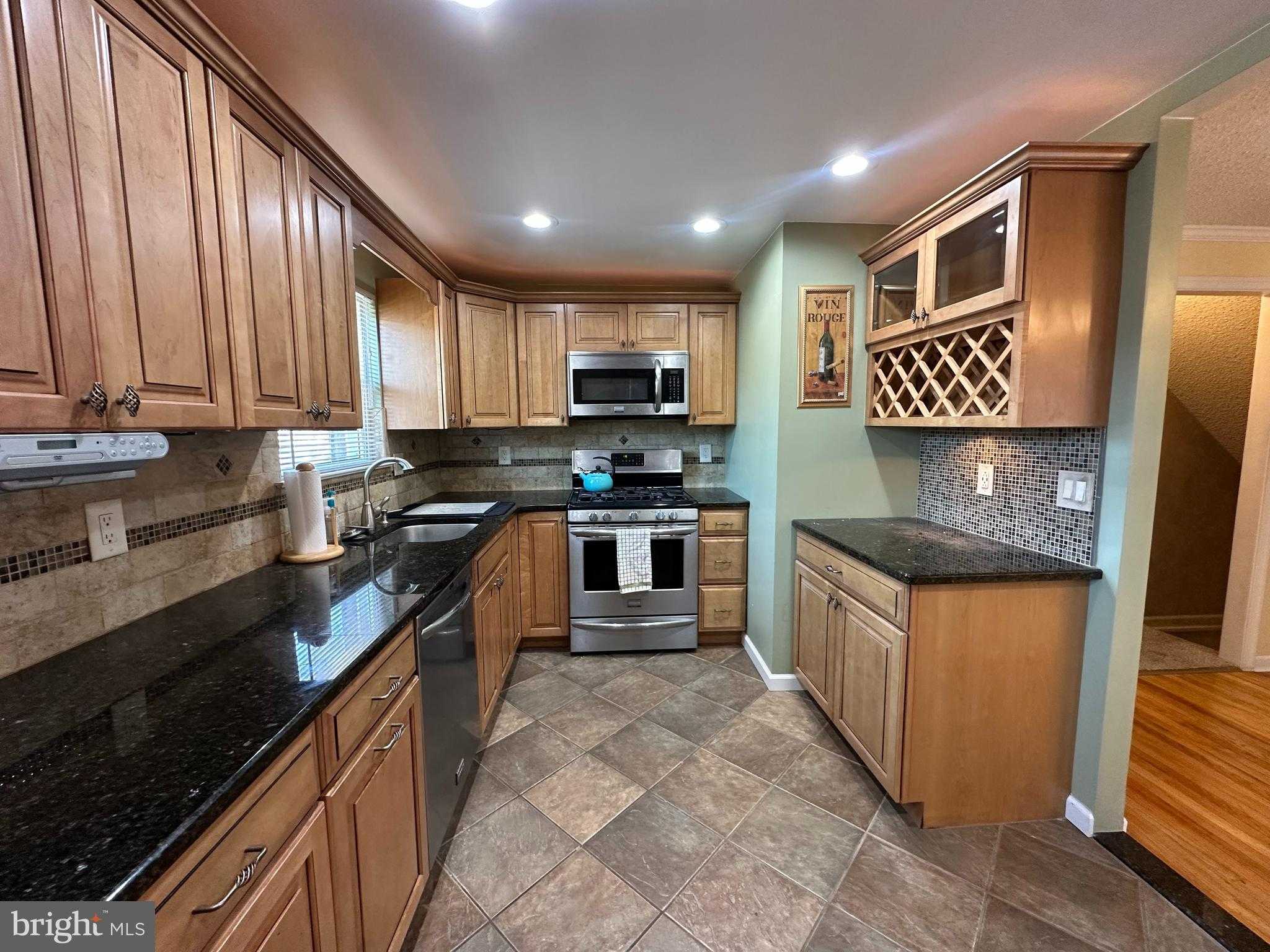 133 Meadow Ln photo 8