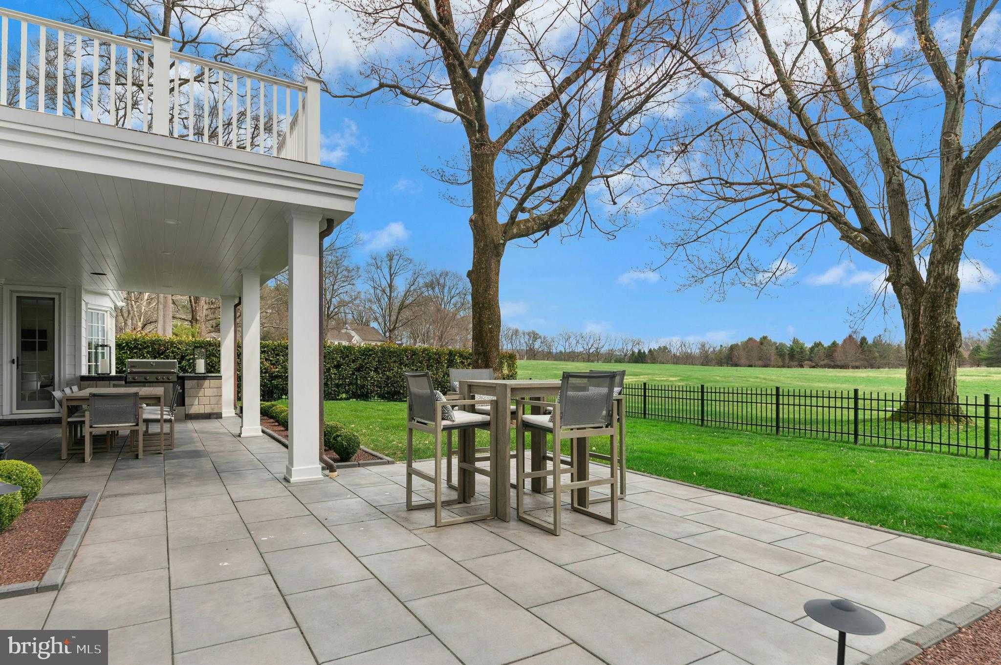 1584 Weyhill Cir photo 39