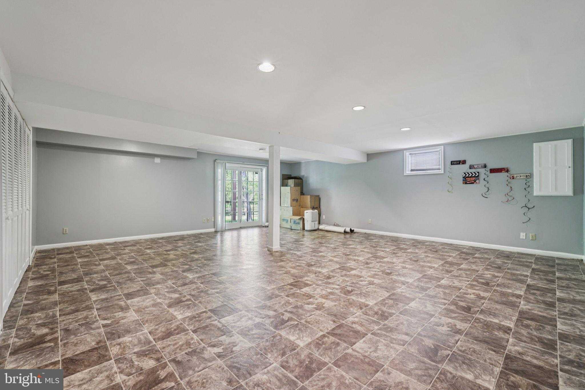 5367 5 Fingers Way photo 31