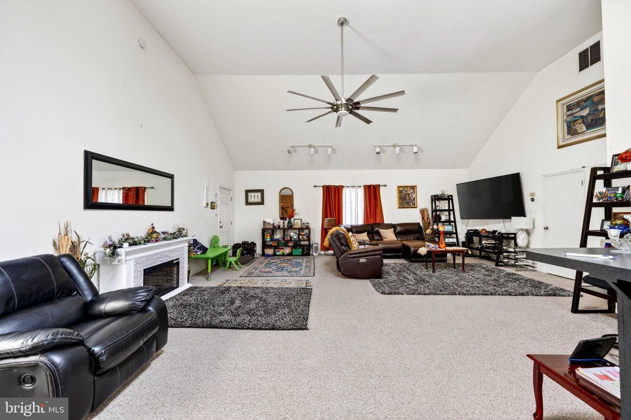 131 Midland Rd photo 21