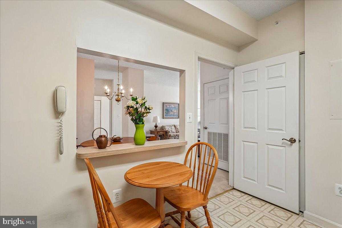 19375 Cypress Ridge Ter Unit 604 photo 23