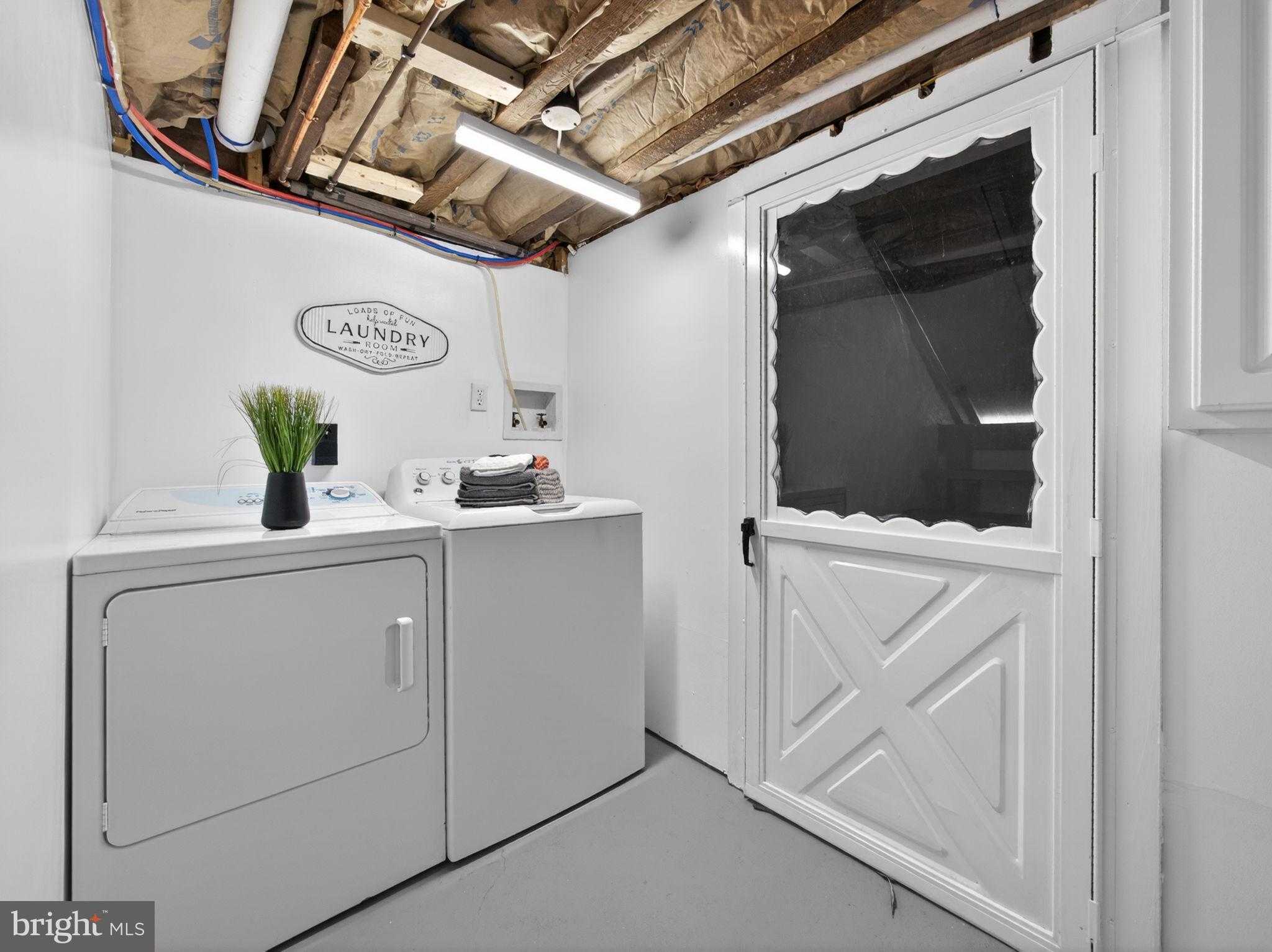 803 E Main St photo 62