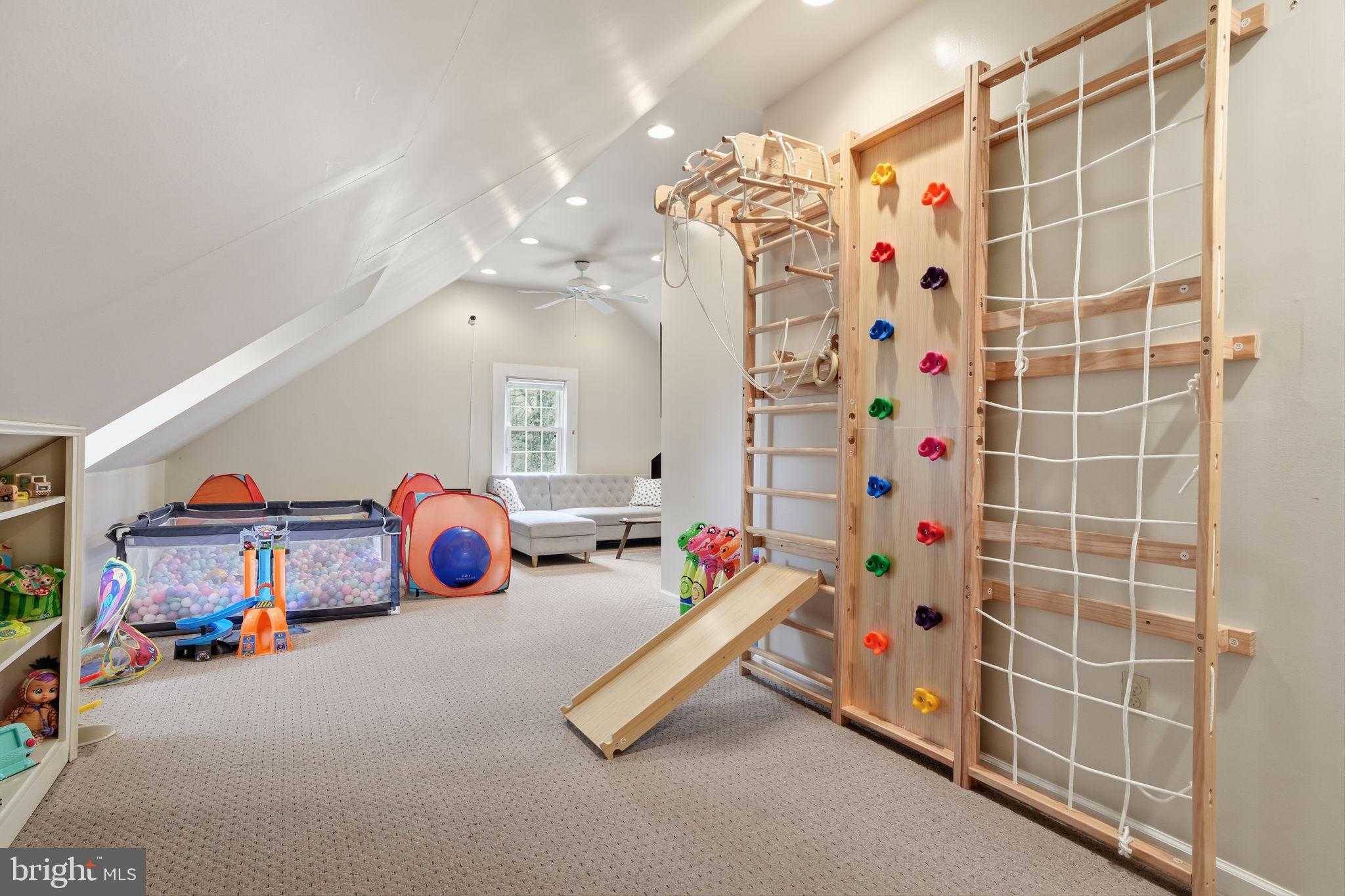 448 Moredon Rd photo 29