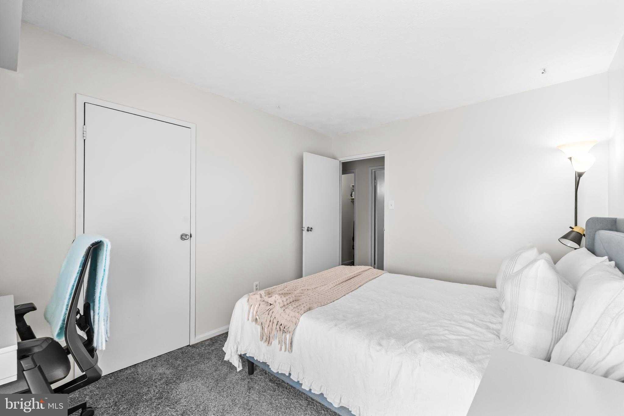 6145 Edsall Rd Apt M photo 17