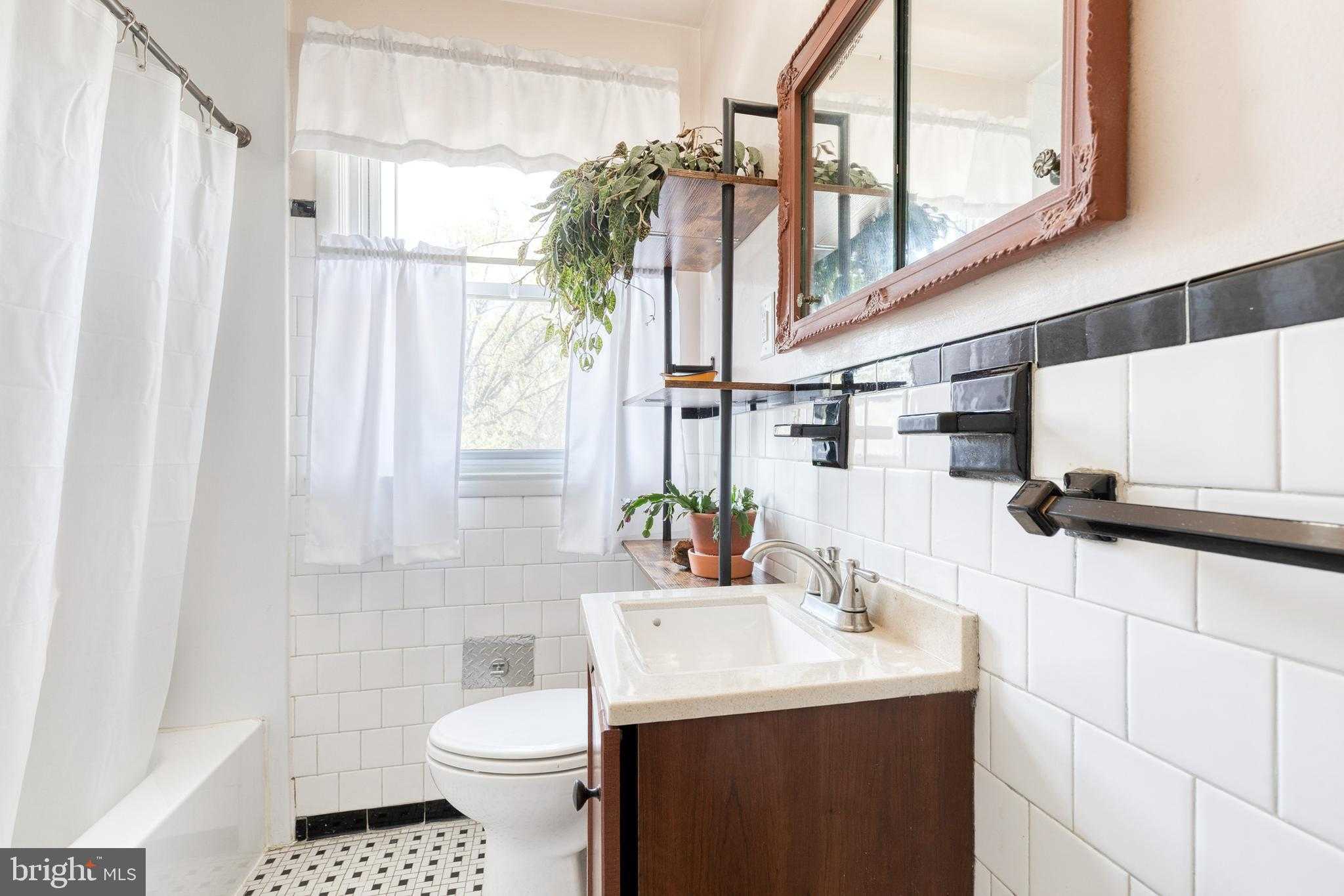 3708 Keene Ave photo 16