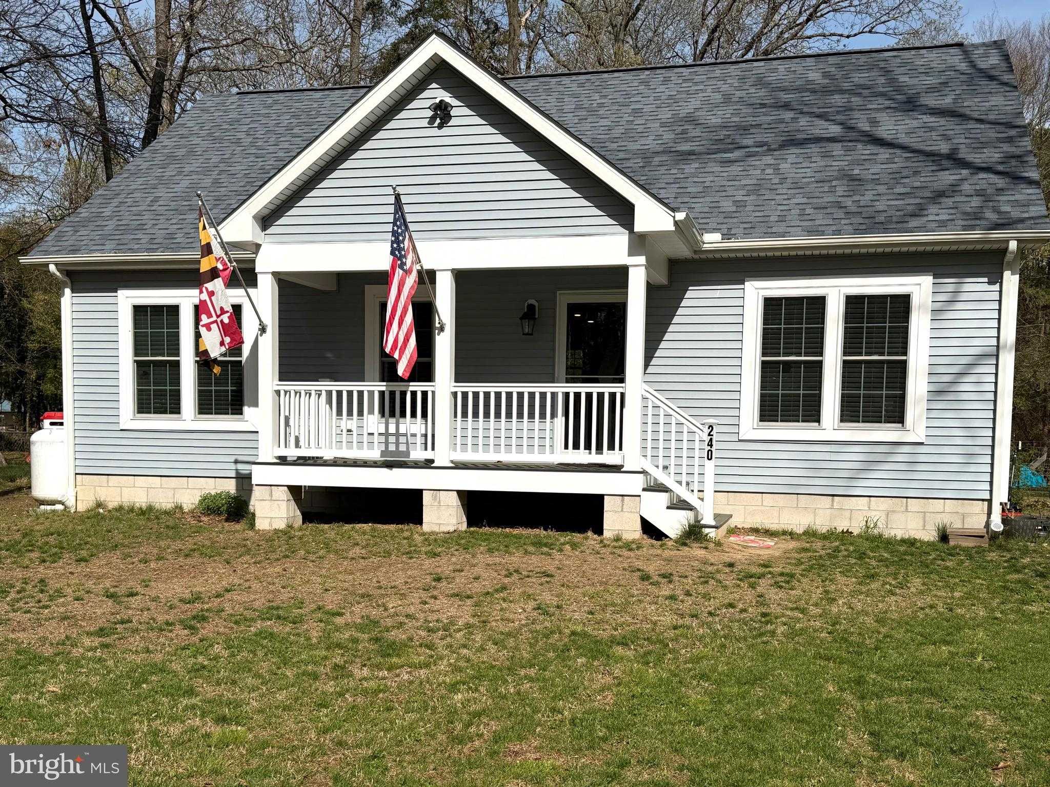 240 Merganser Dr photo 2