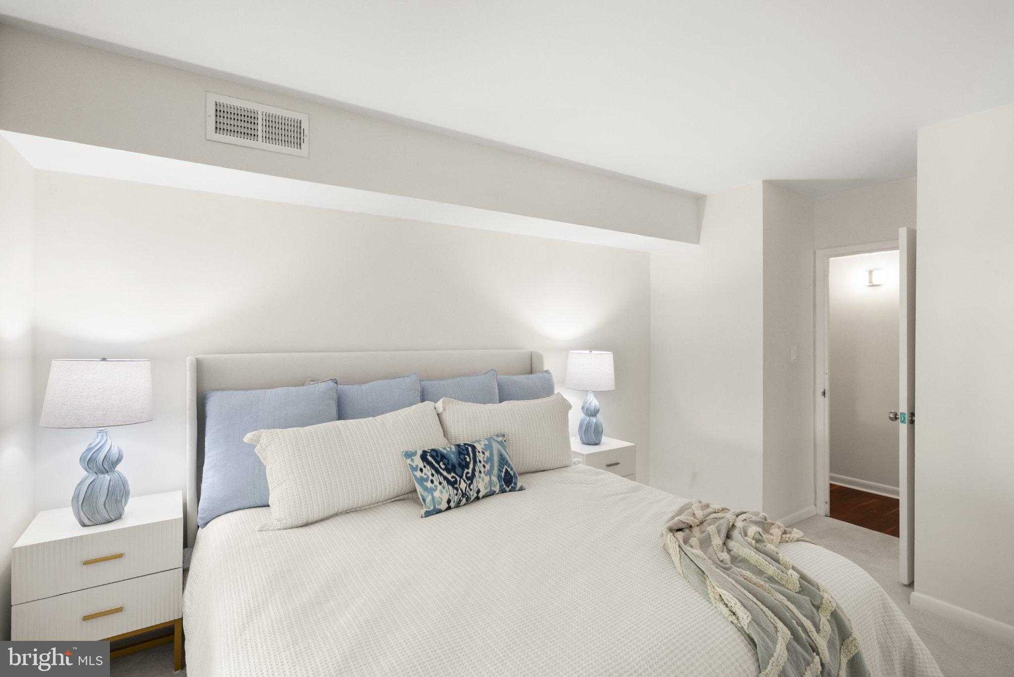 2238 Castle Rock Sq photo 11