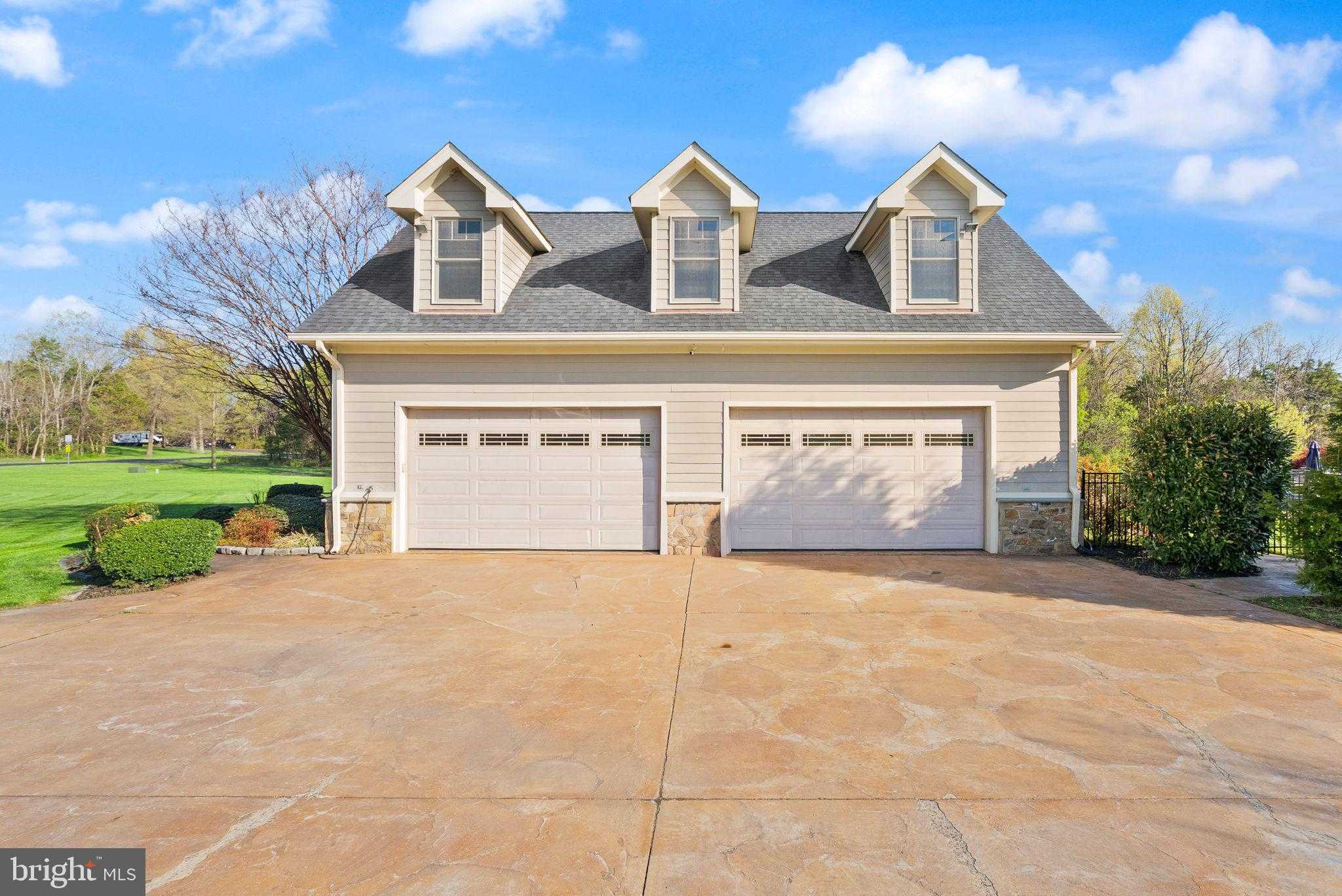 9351 Mackenzie Meadow CT photo 13