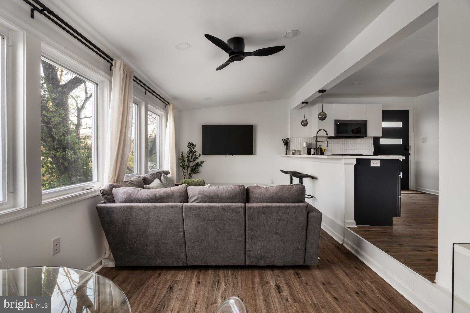 714 Bennys Beach Rd photo 15