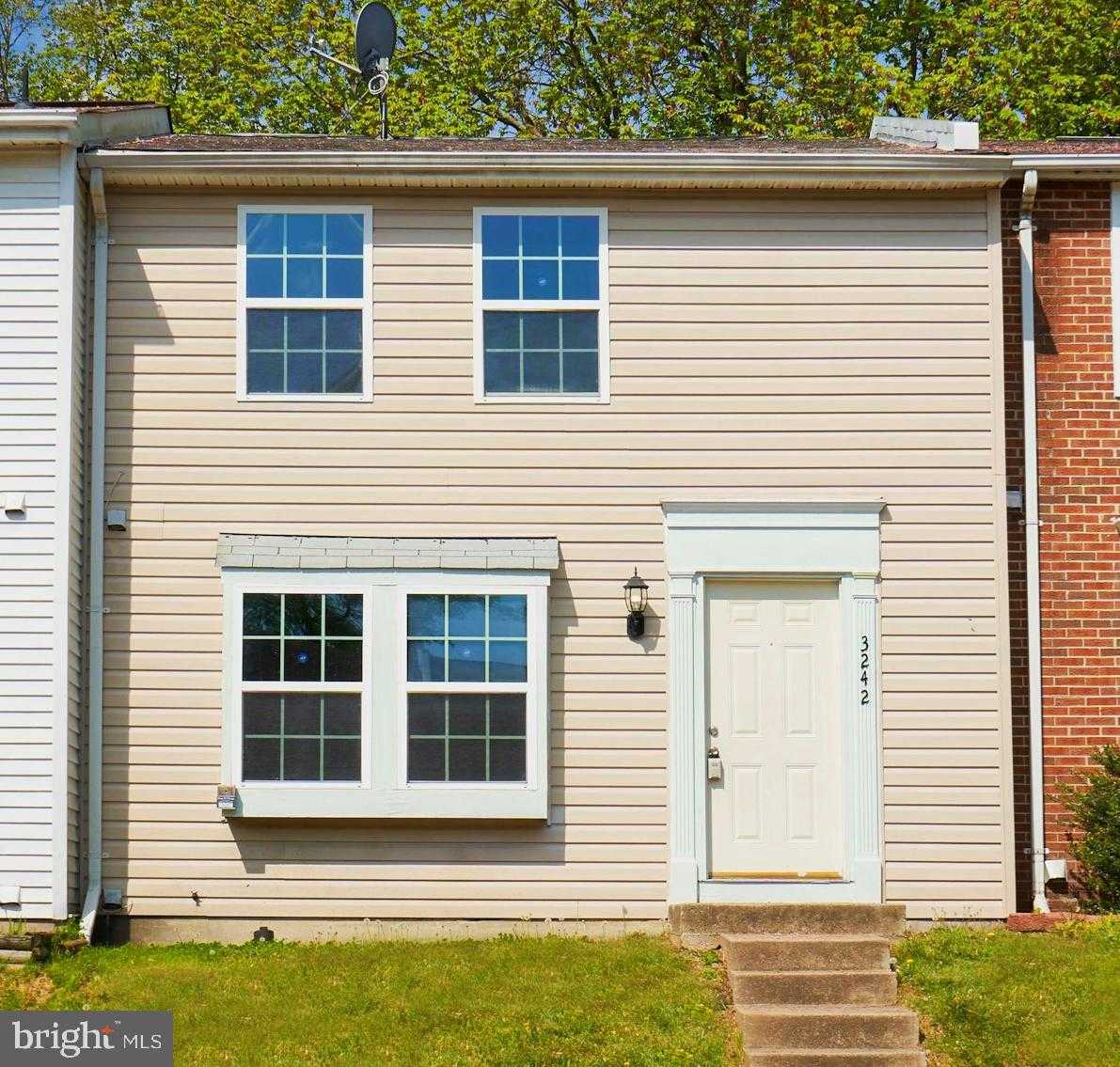 3242 Wyndale CT photo 2