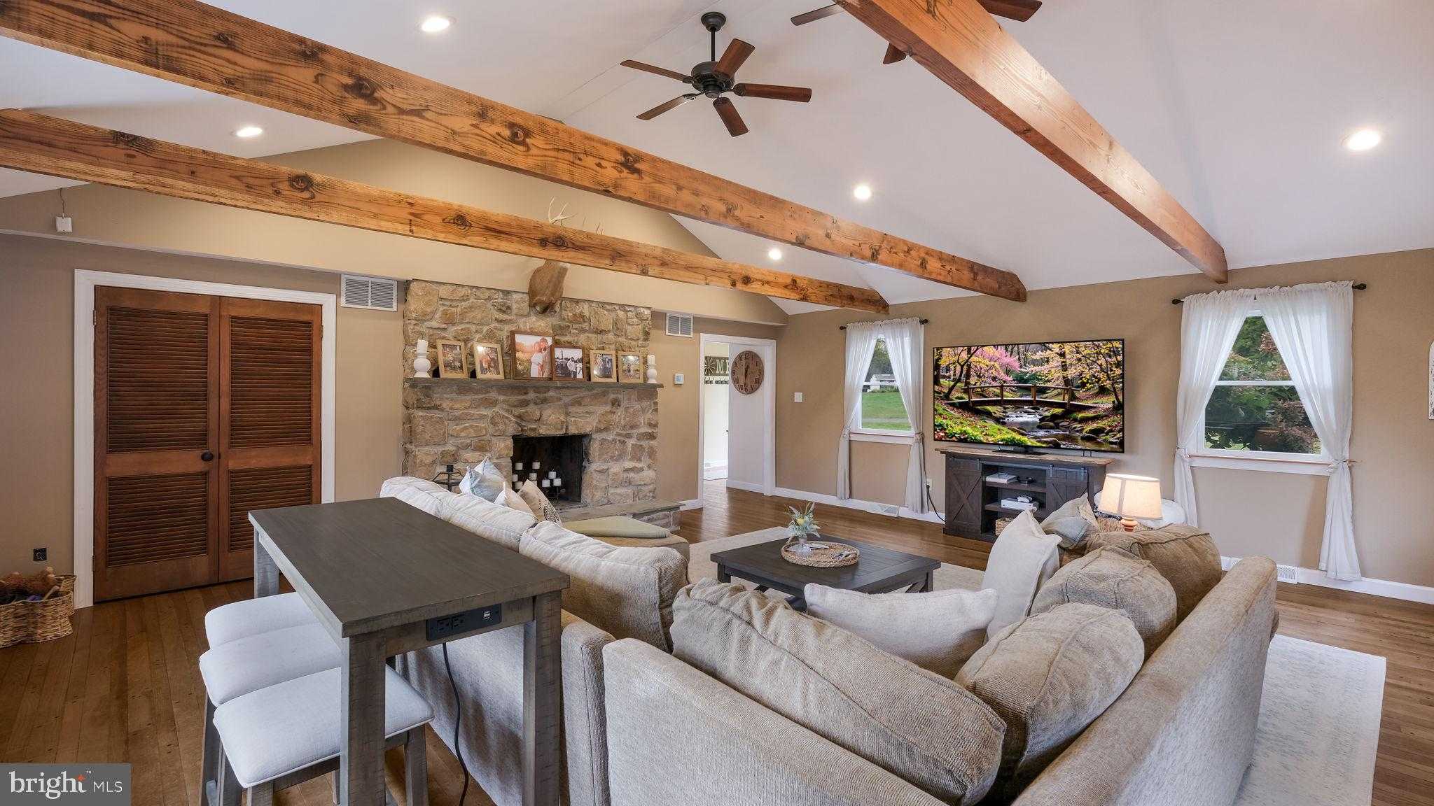 1110 Mill Rd photo 10