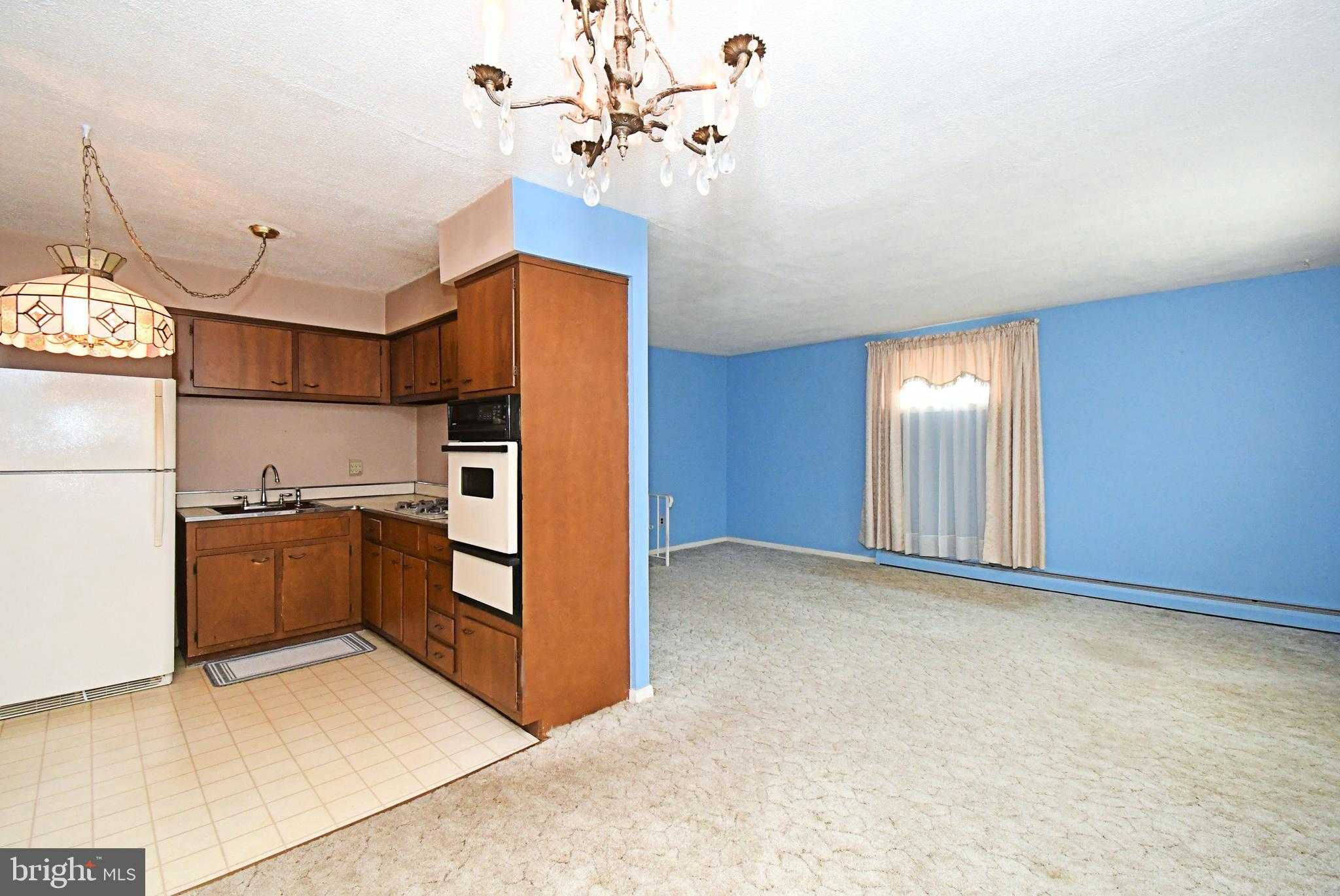 466 Cedar St photo 14