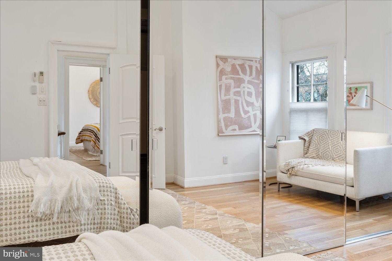 203 9th St SE photo 24