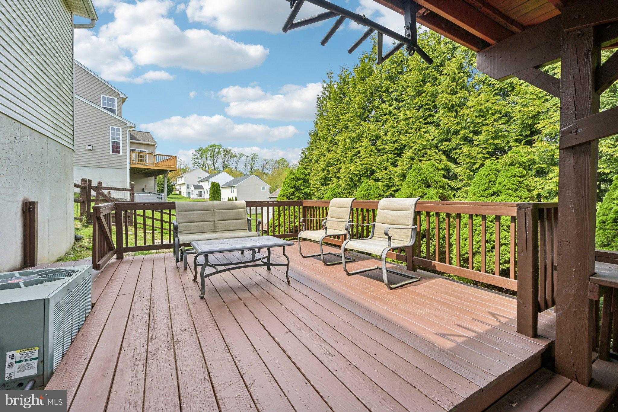 837 Franklin St photo 39