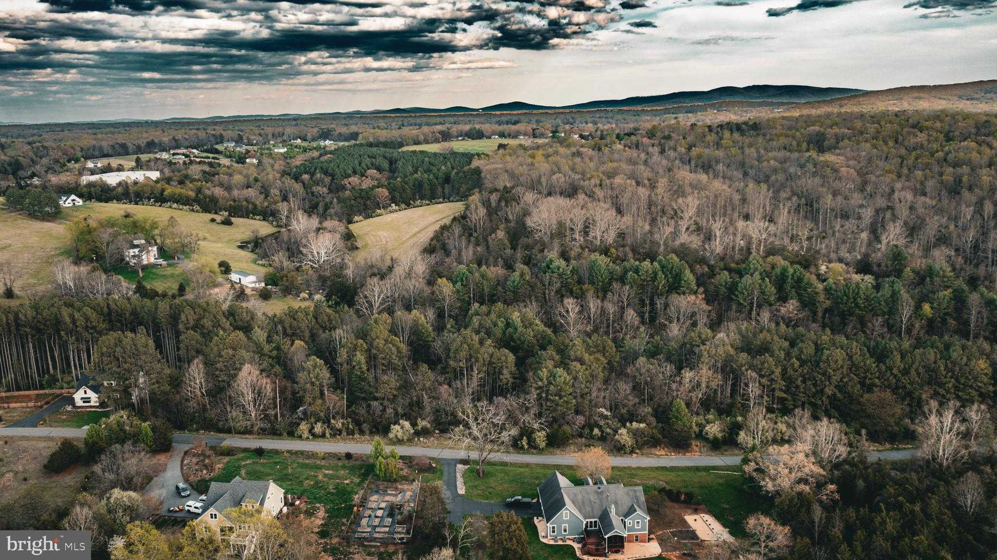 Ridgeview Dr photo 10