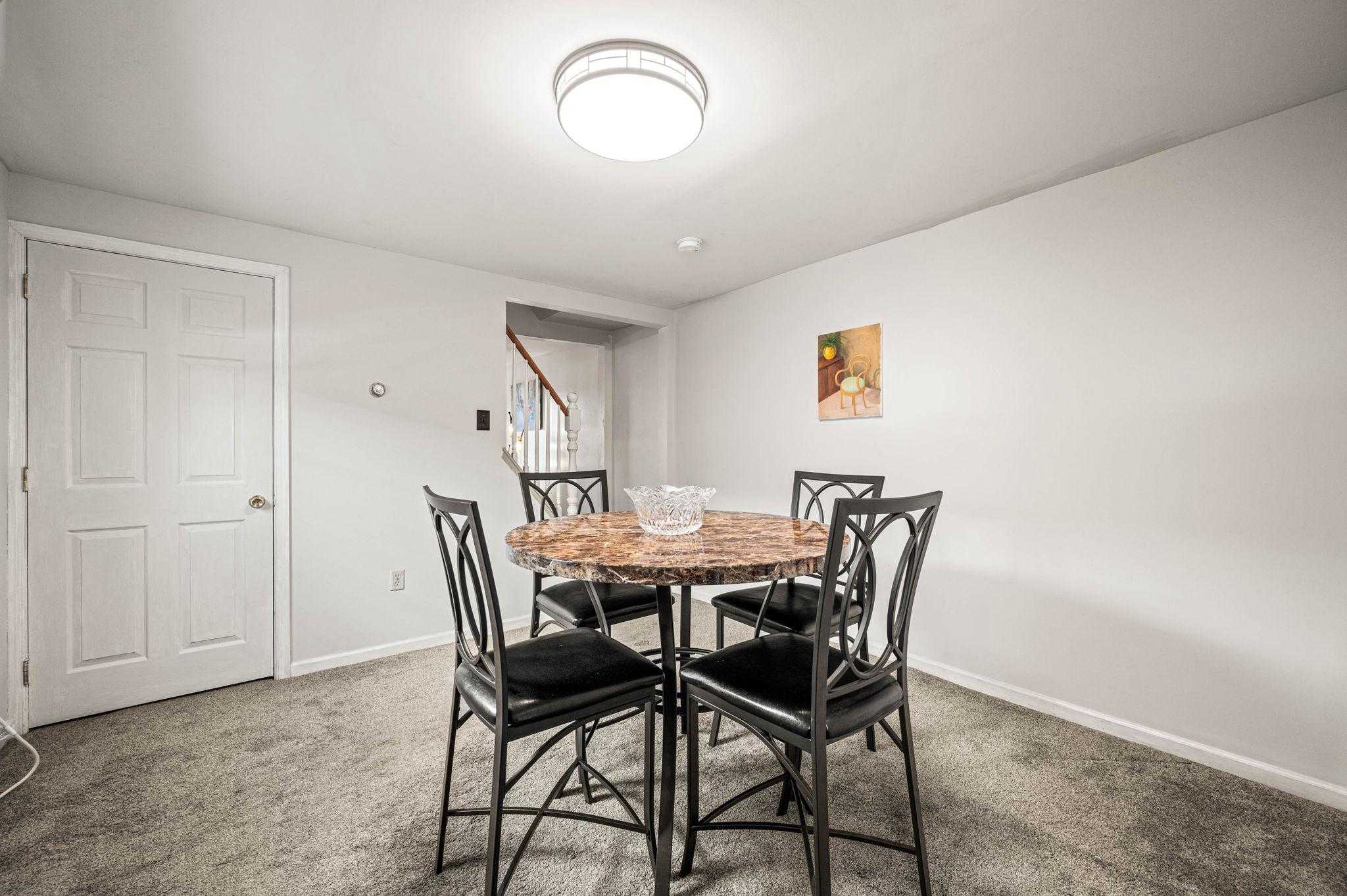 322 South St photo 9