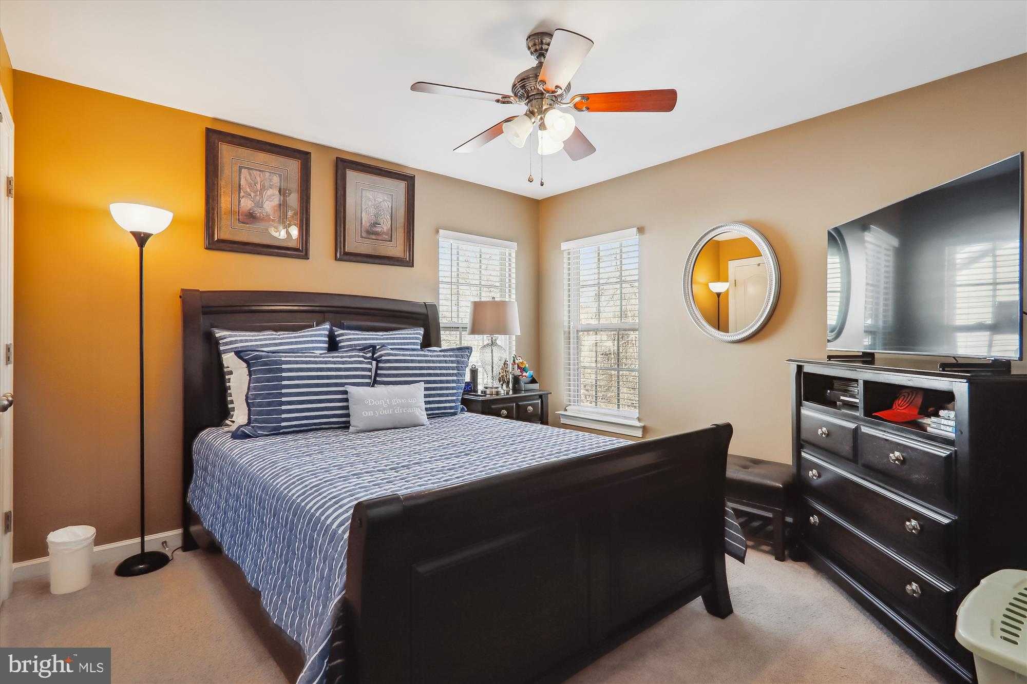 1910 Lake Forest Dr photo 33