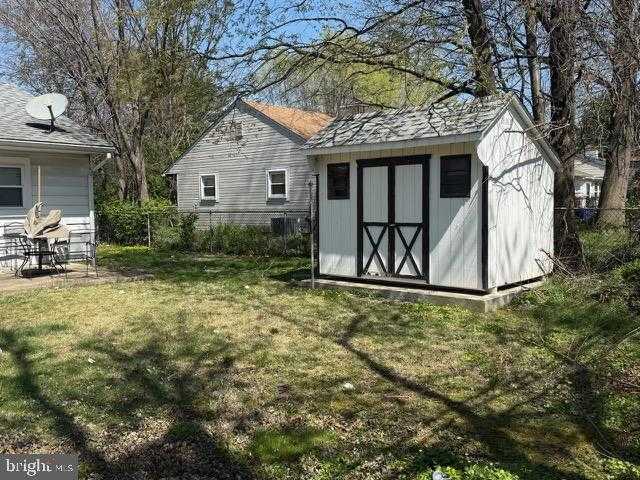 9981 Haldeman Ave photo 10