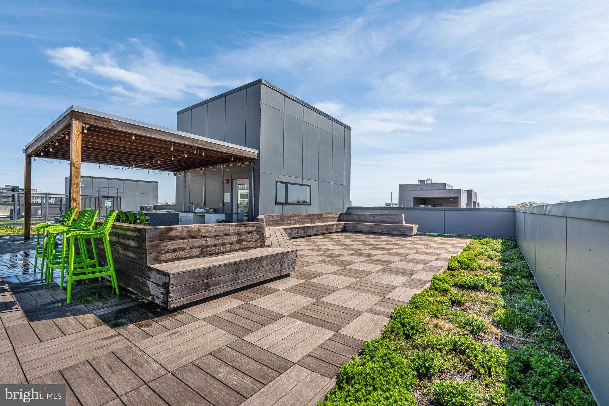 1501 N 31st St Apt 201 photo 26