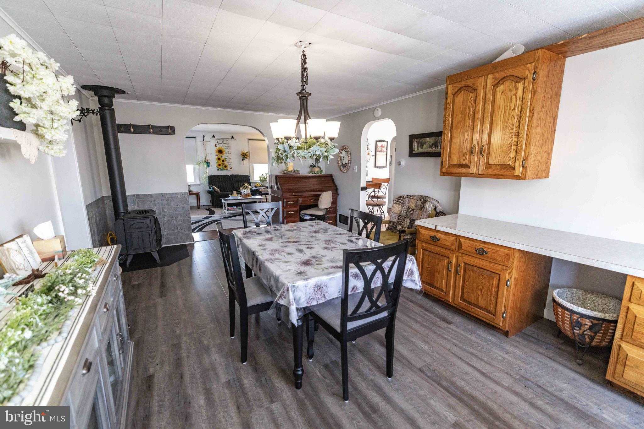 31 Hershey Ave photo 35