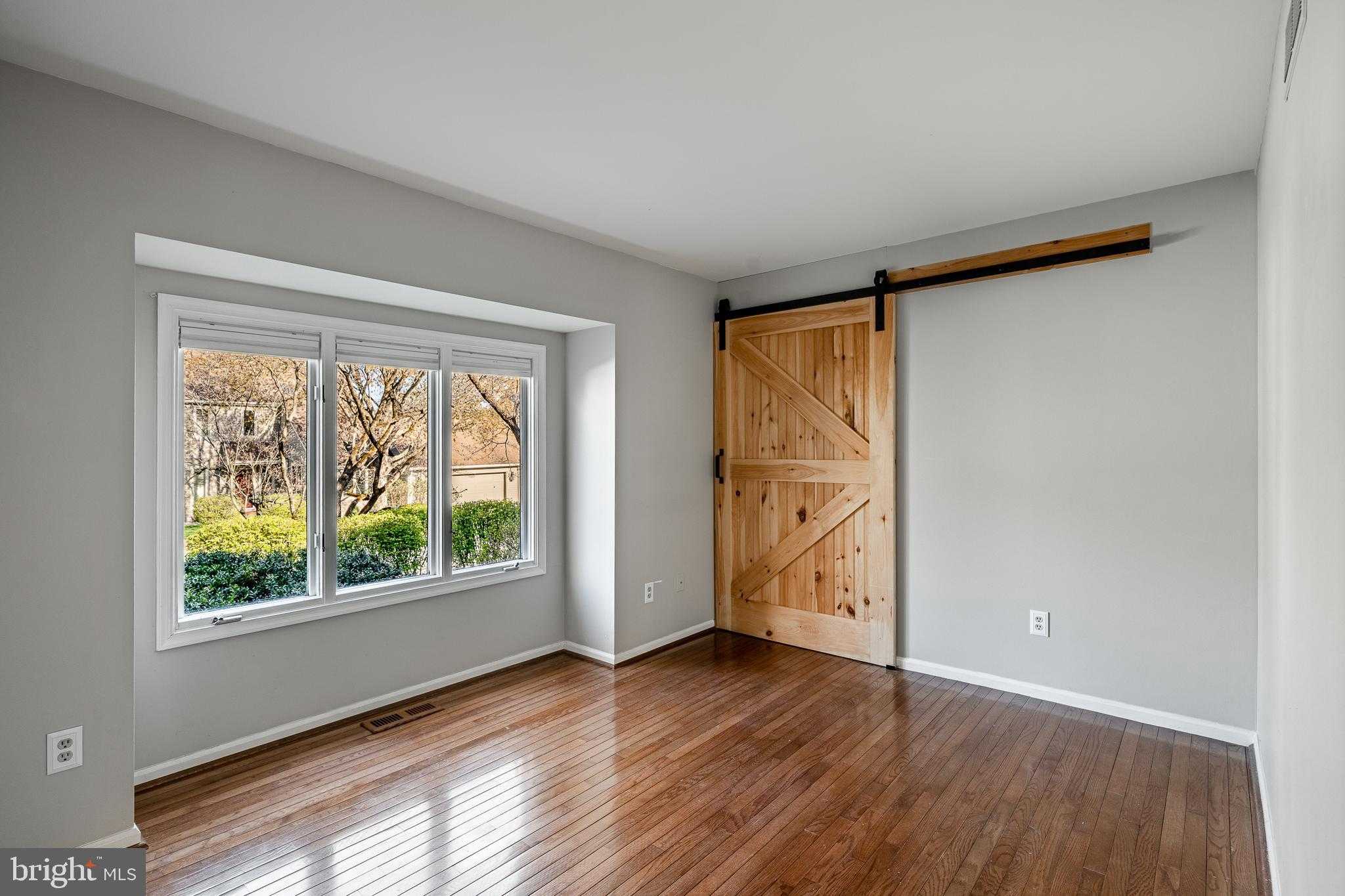 1140 Mews Ln photo 16