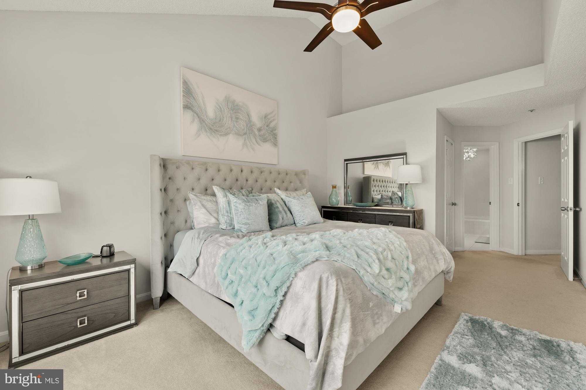 257 S Pickett St Apt 402 photo 28