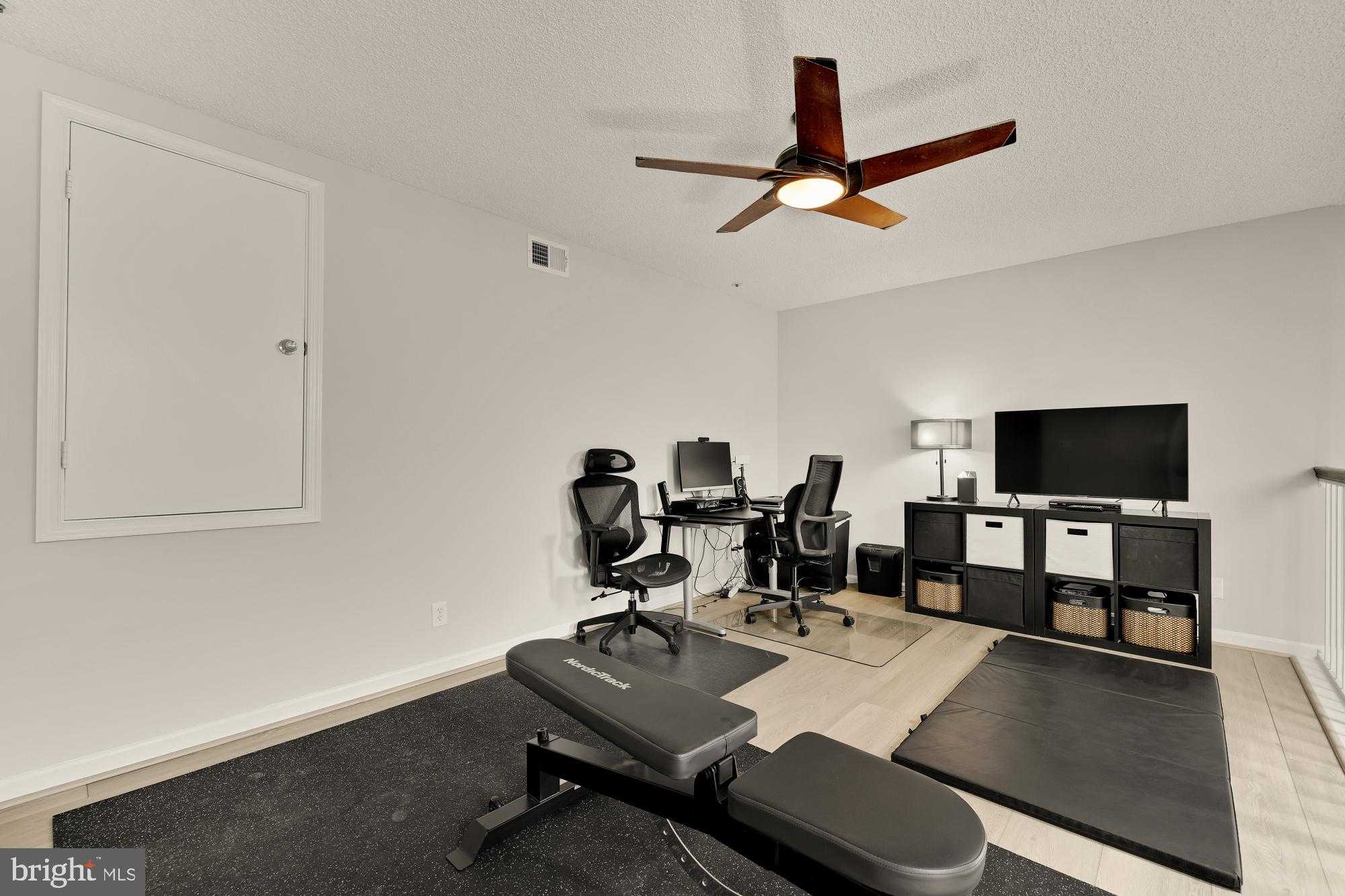 257 S Pickett St Apt 402 photo 36