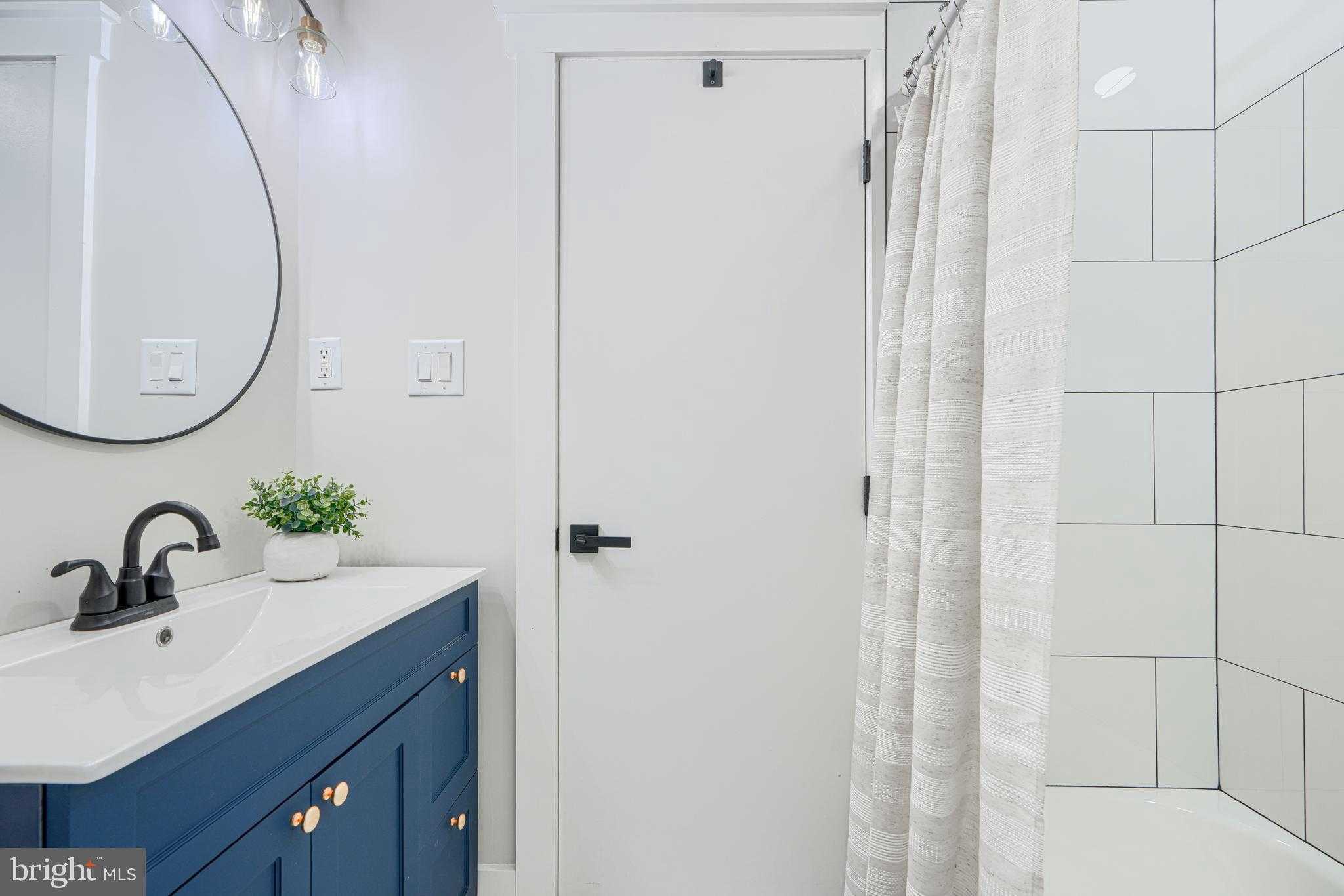 11514 Lovejoy St photo 51