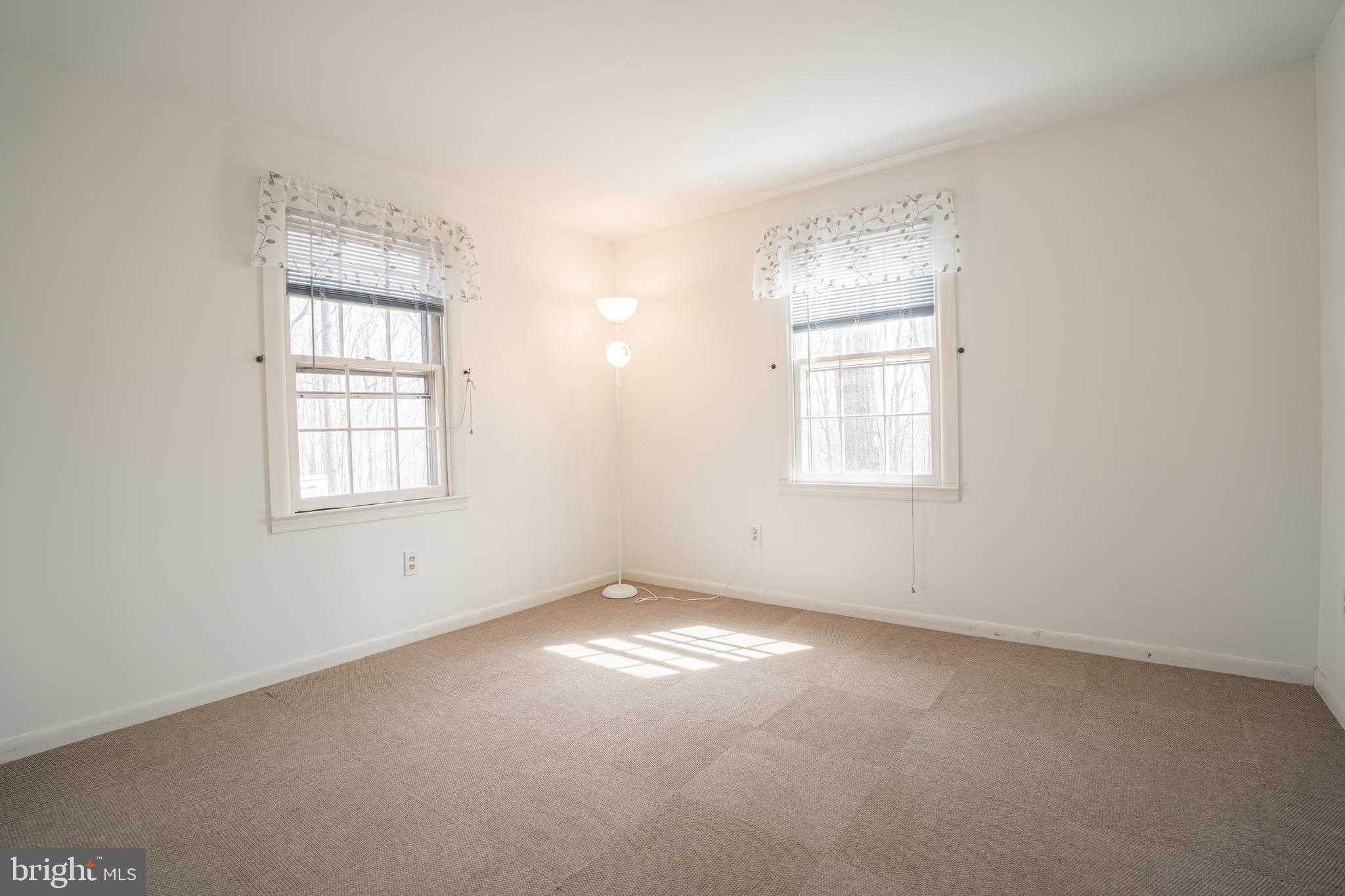 980 Adams Rd photo 16