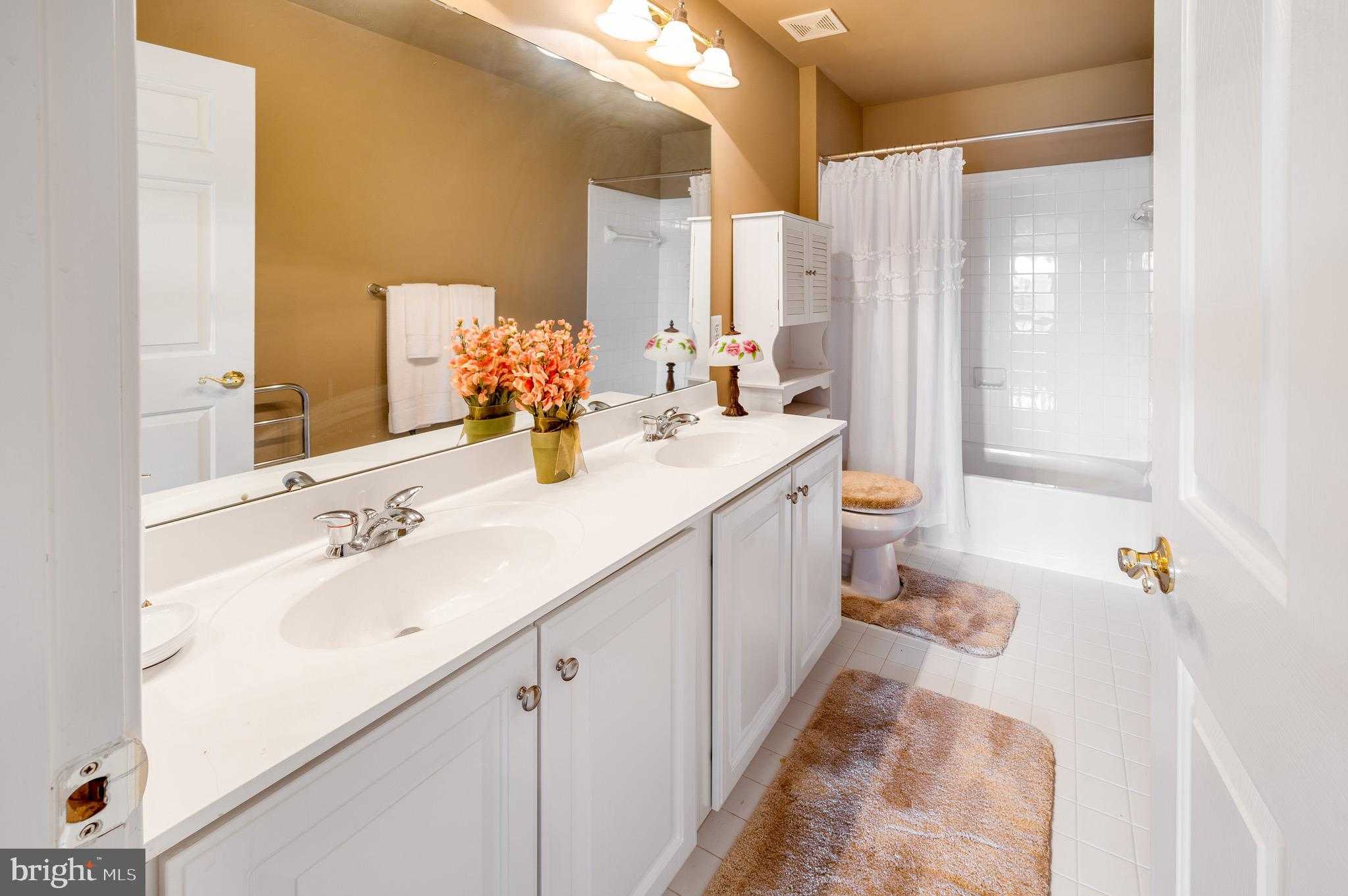 1034 Runaway Dr photo 23